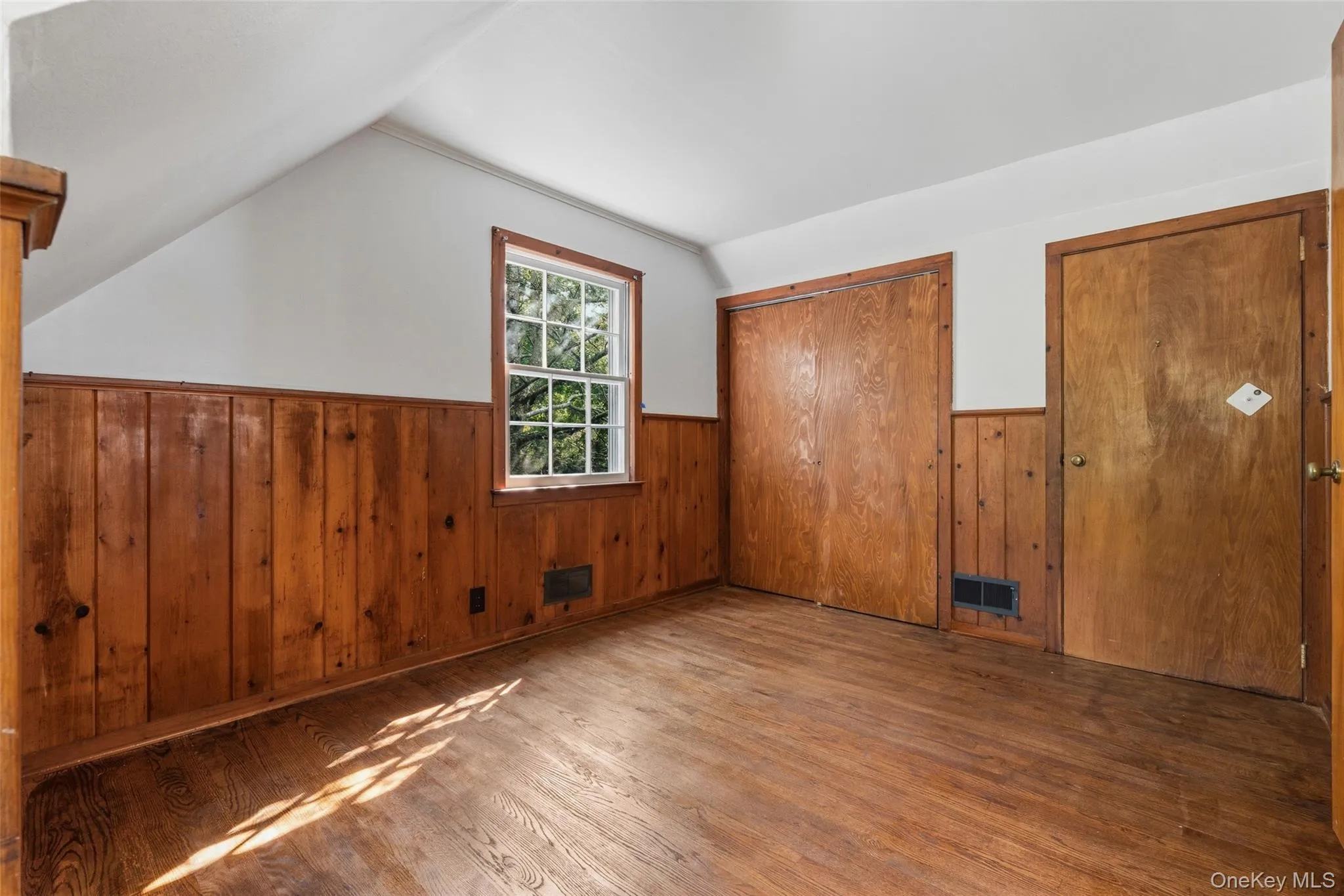 4th Bedroom, door on the right can be used to enter the Attic 4th Bedroom, door on the right can be used to enter the Attic