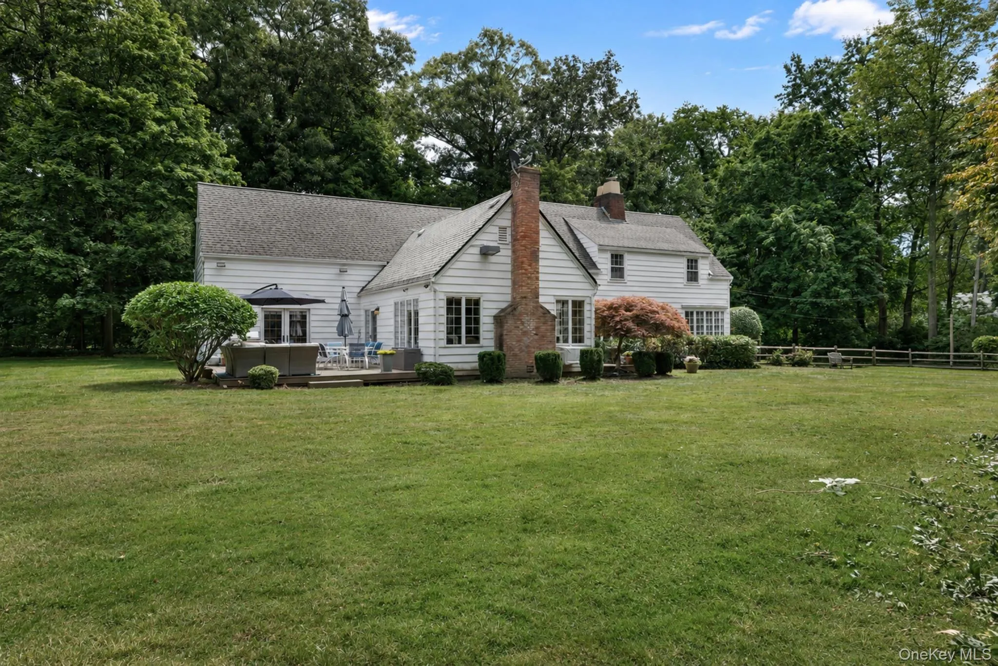 1 Stonegate Lane, Oyster Bay, NY, 3 Bedrooms Bedrooms, 7 Rooms Rooms,3 BathroomsBathrooms,Residential,For Rent,Stonegate,0,1031287 1 Stonegate Lane, Oyster Bay, NY, 3 Bedrooms Bedrooms, 7 Rooms Rooms,3 BathroomsBathrooms,Residential,For Rent,Stonegate,0,1031287