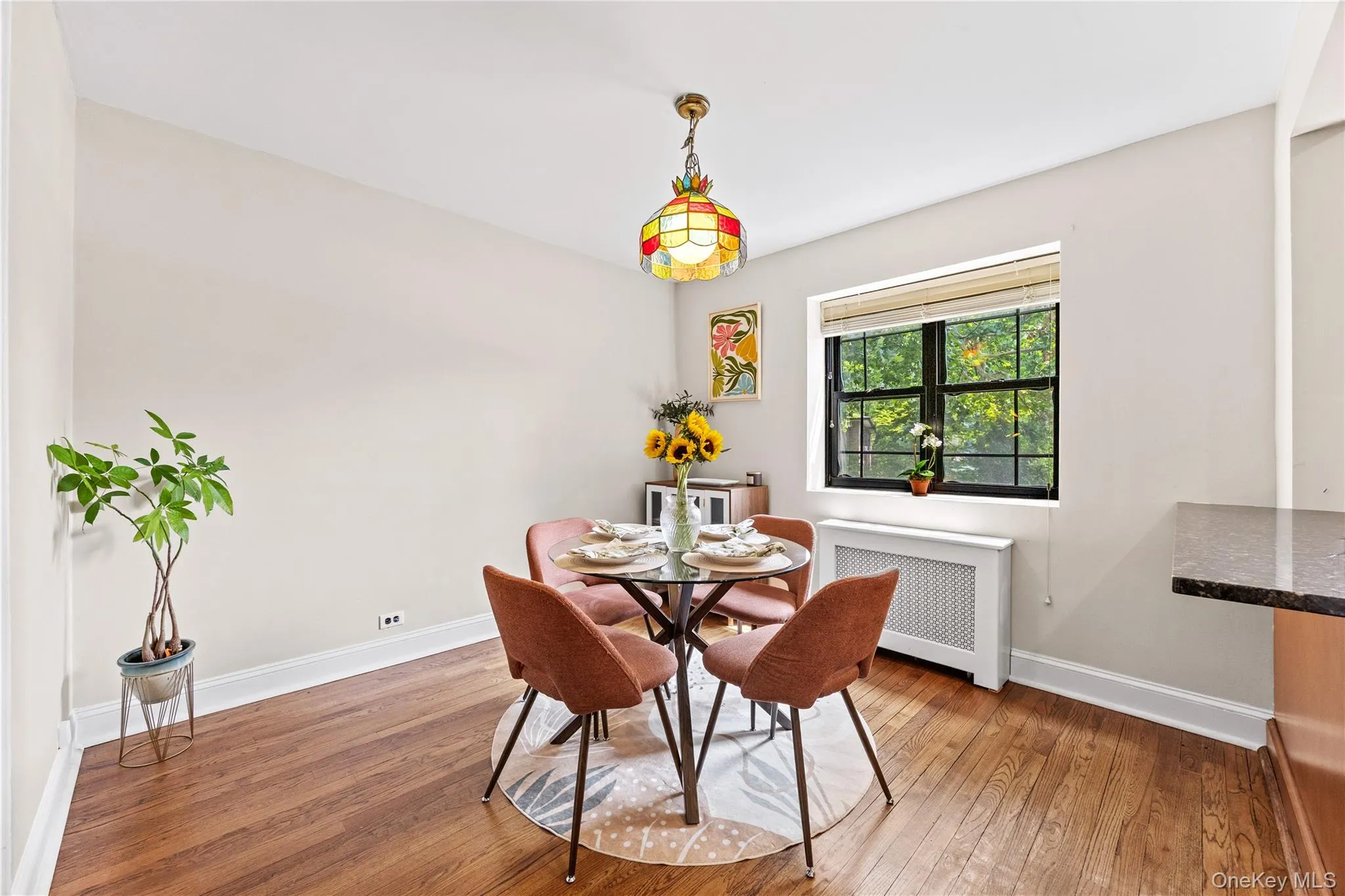 20 Manchester Road, Eastchester, NY, 2 Bedrooms Bedrooms, 4 Rooms Rooms,1 BathroomBathrooms,Residential,For Rent,Manchester,0,1031288 20 Manchester Road, Eastchester, NY, 2 Bedrooms Bedrooms, 4 Rooms Rooms,1 BathroomBathrooms,Residential,For Rent,Manchester,0,1031288