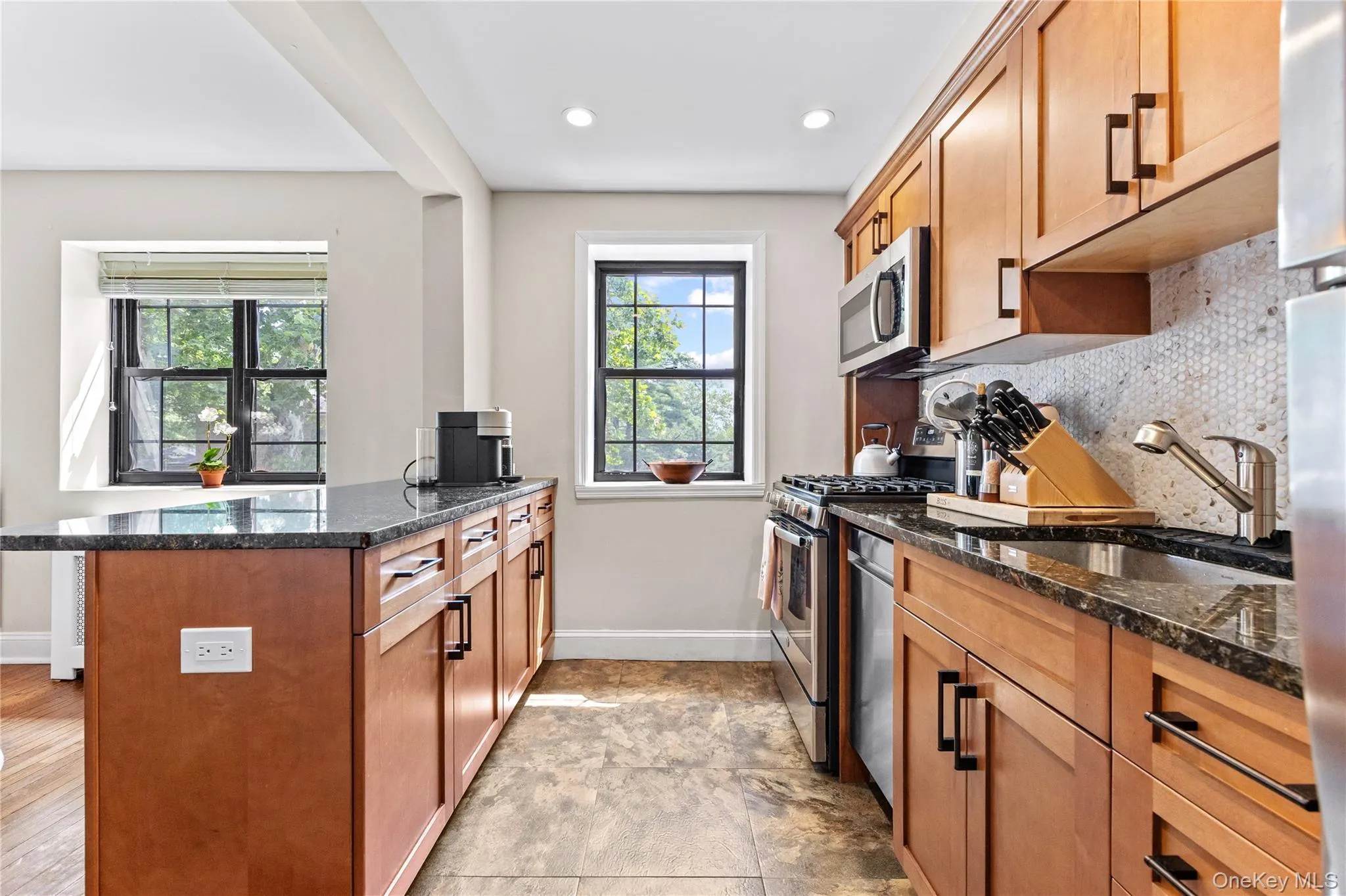 20 Manchester Road, Eastchester, NY, 2 Bedrooms Bedrooms, 4 Rooms Rooms,1 BathroomBathrooms,Residential,For Rent,Manchester,0,1031288 20 Manchester Road, Eastchester, NY, 2 Bedrooms Bedrooms, 4 Rooms Rooms,1 BathroomBathrooms,Residential,For Rent,Manchester,0,1031288