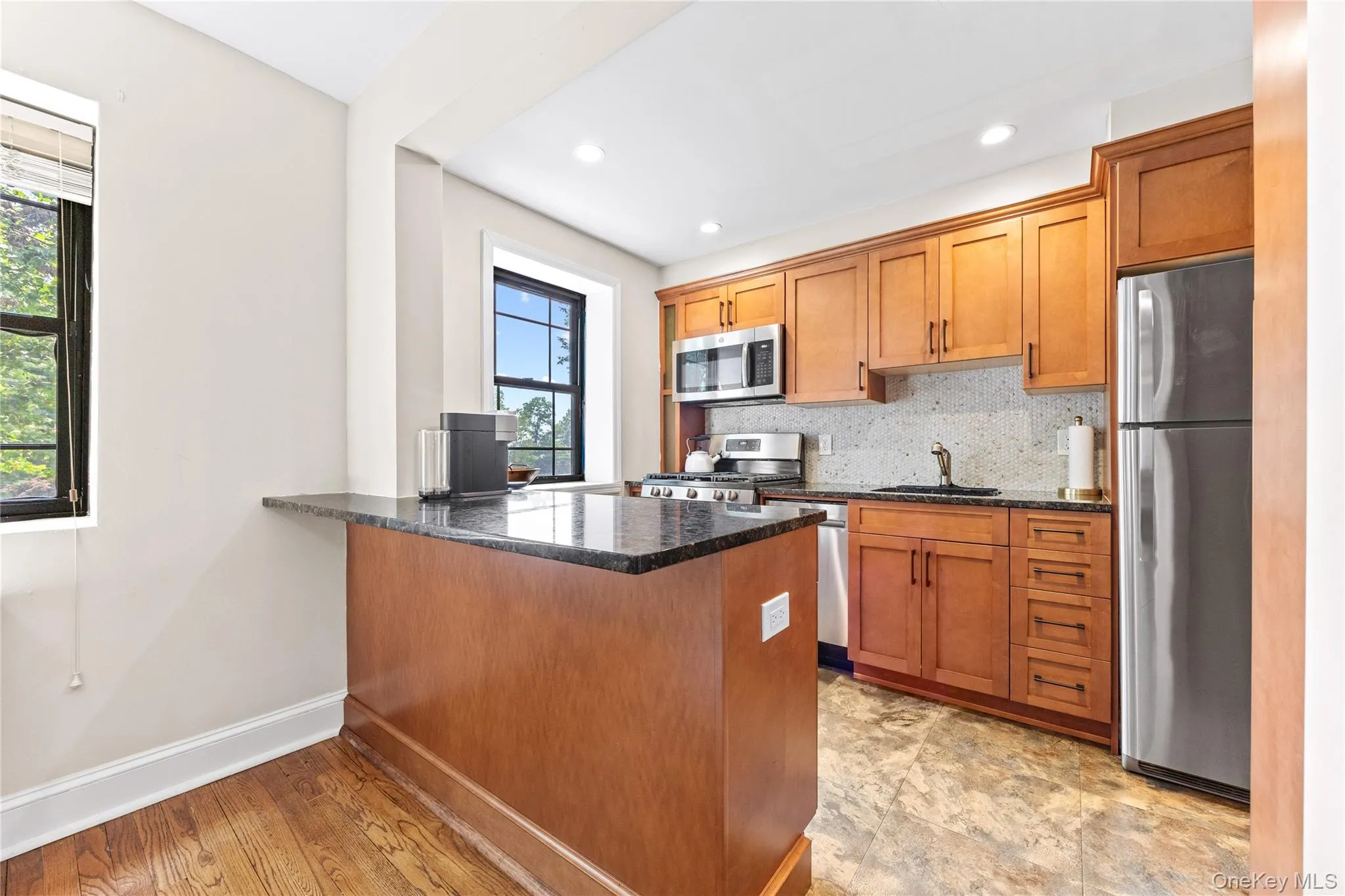 20 Manchester Road, Eastchester, NY, 2 Bedrooms Bedrooms, 4 Rooms Rooms,1 BathroomBathrooms,Residential,For Rent,Manchester,0,1031288 20 Manchester Road, Eastchester, NY, 2 Bedrooms Bedrooms, 4 Rooms Rooms,1 BathroomBathrooms,Residential,For Rent,Manchester,0,1031288