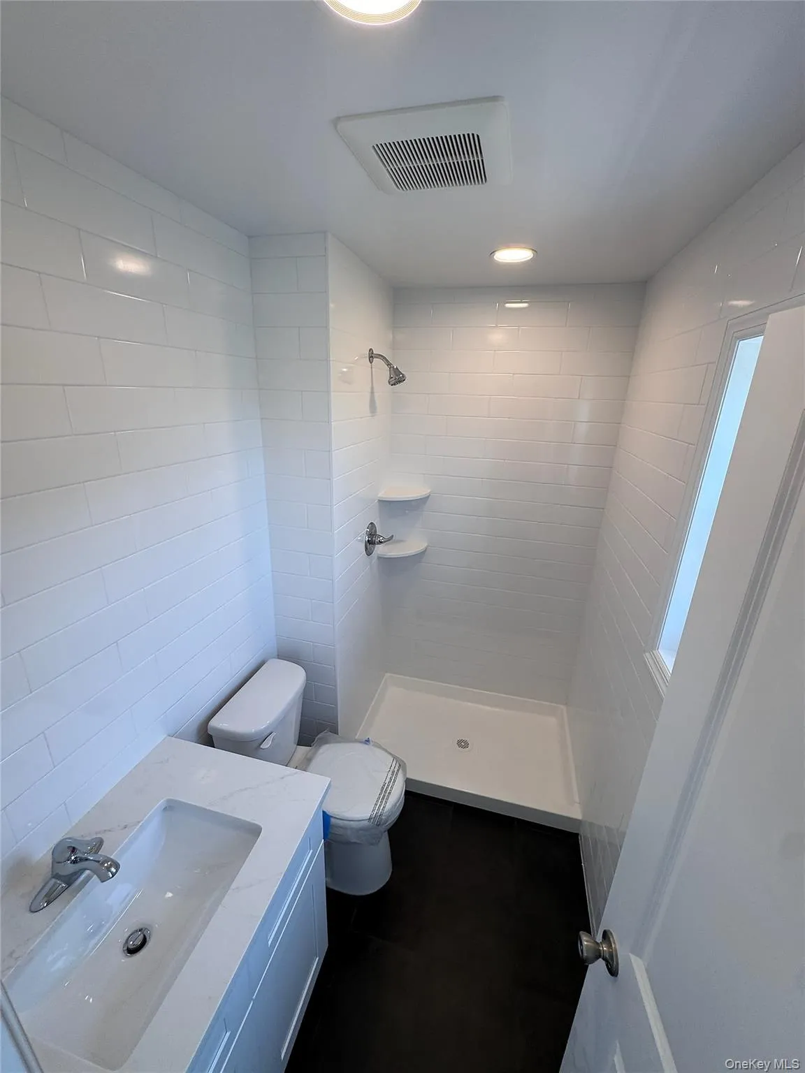 342 Beach 46th Street, New York, NY, 3 Bedrooms Bedrooms, 5 Rooms Rooms,2 BathroomsBathrooms,Residential Lease,For Rent,Beach 46th Street,0,1031289 342 Beach 46th Street, New York, NY, 3 Bedrooms Bedrooms, 5 Rooms Rooms,2 BathroomsBathrooms,Residential Lease,For Rent,Beach 46th Street,0,1031289