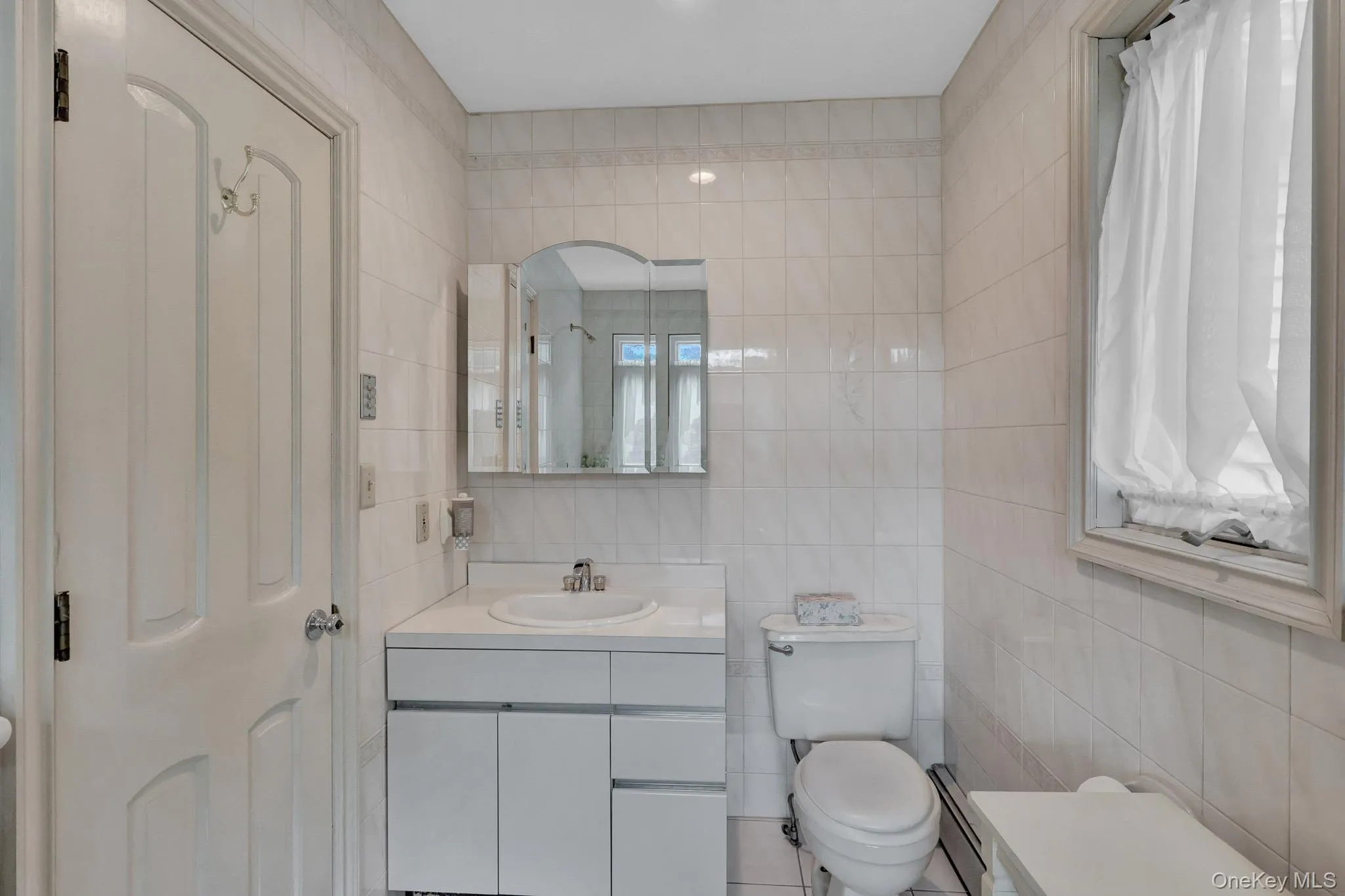96 Chenango Drive, Islip, NY, 3 Bedrooms Bedrooms, 6 Rooms Rooms,2 BathroomsBathrooms,Residential,For Rent,Chenango,0,1031292 96 Chenango Drive, Islip, NY, 3 Bedrooms Bedrooms, 6 Rooms Rooms,2 BathroomsBathrooms,Residential,For Rent,Chenango,0,1031292
