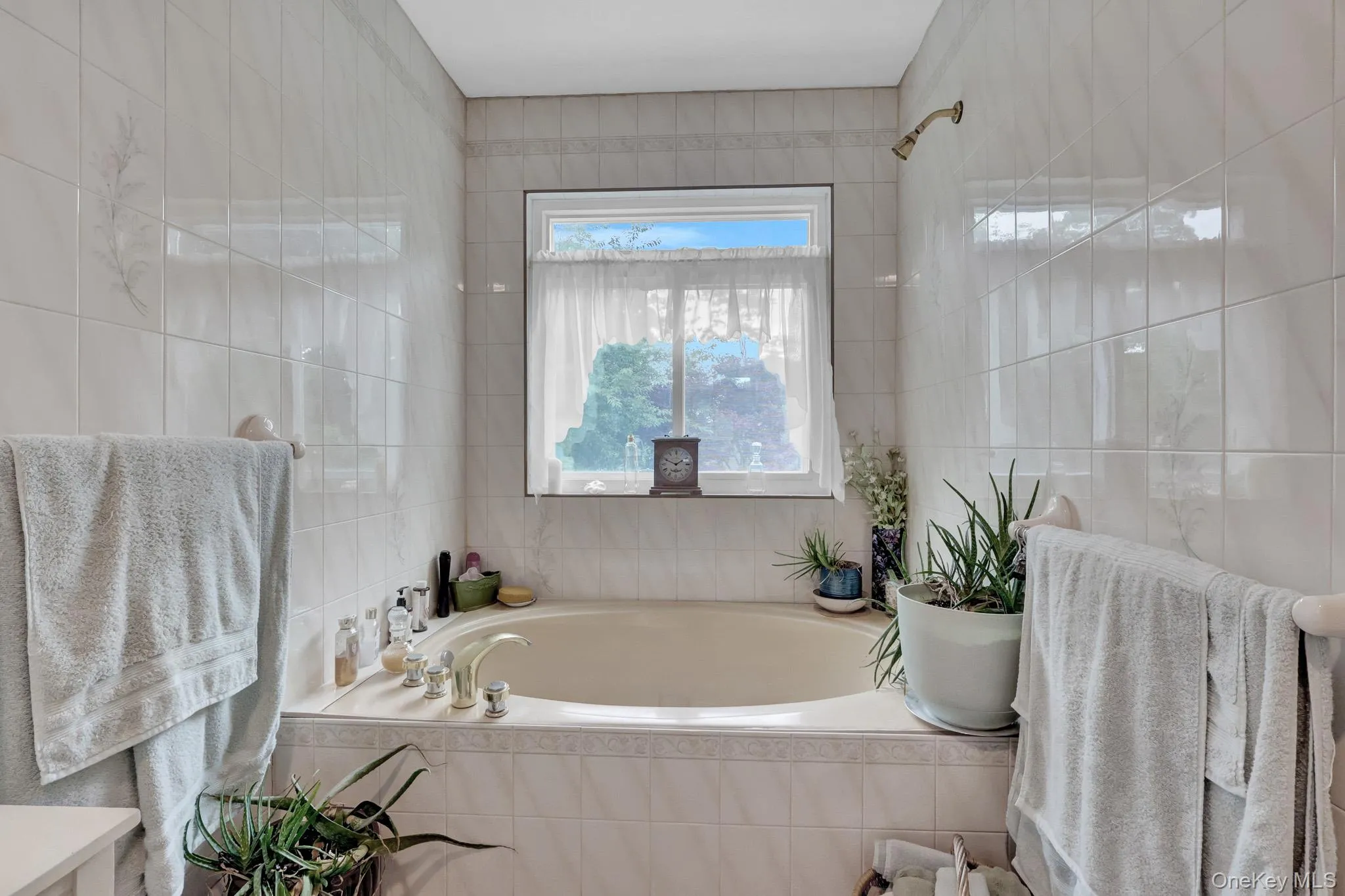 96 Chenango Drive, Islip, NY, 3 Bedrooms Bedrooms, 6 Rooms Rooms,2 BathroomsBathrooms,Residential,For Rent,Chenango,0,1031292 96 Chenango Drive, Islip, NY, 3 Bedrooms Bedrooms, 6 Rooms Rooms,2 BathroomsBathrooms,Residential,For Rent,Chenango,0,1031292