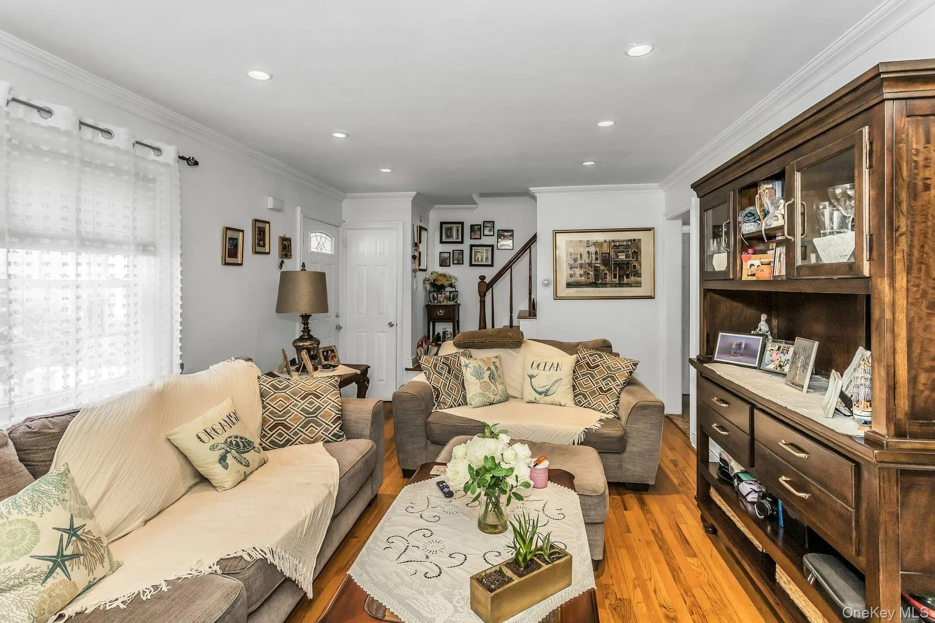 53 Carnation Avenue, Hempstead, NY, 2 Bedrooms Bedrooms, 7 Rooms Rooms,1 BathroomBathrooms,Residential Lease,For Rent,Carnation,0,1031296 53 Carnation Avenue, Hempstead, NY, 2 Bedrooms Bedrooms, 7 Rooms Rooms,1 BathroomBathrooms,Residential Lease,For Rent,Carnation,0,1031296