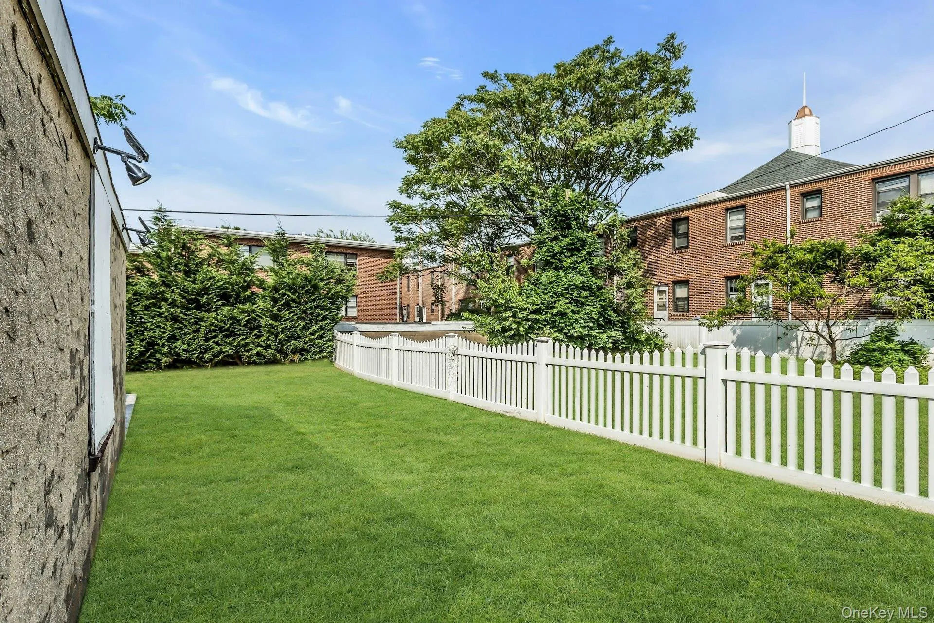 53 Carnation Avenue, Hempstead, NY, 2 Bedrooms Bedrooms, 7 Rooms Rooms,1 BathroomBathrooms,Residential Lease,For Rent,Carnation,0,1031296 53 Carnation Avenue, Hempstead, NY, 2 Bedrooms Bedrooms, 7 Rooms Rooms,1 BathroomBathrooms,Residential Lease,For Rent,Carnation,0,1031296
