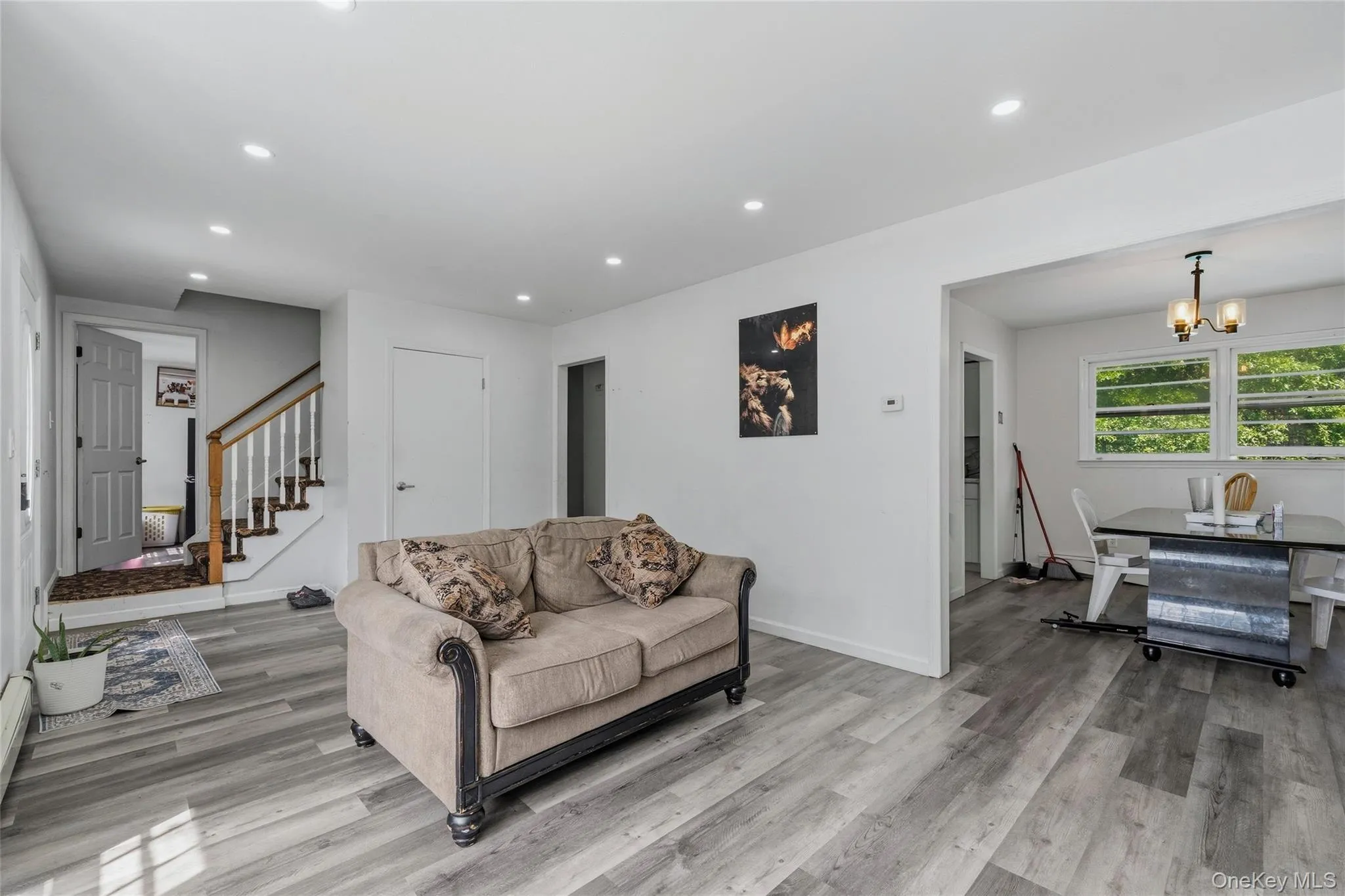 102 Capital Drive, Blooming Grove, NY, 4 Bedrooms Bedrooms, 8 Rooms Rooms,1 BathroomBathrooms,Residential,For Rent,Capital,0,1031298 102 Capital Drive, Blooming Grove, NY, 4 Bedrooms Bedrooms, 8 Rooms Rooms,1 BathroomBathrooms,Residential,For Rent,Capital,0,1031298