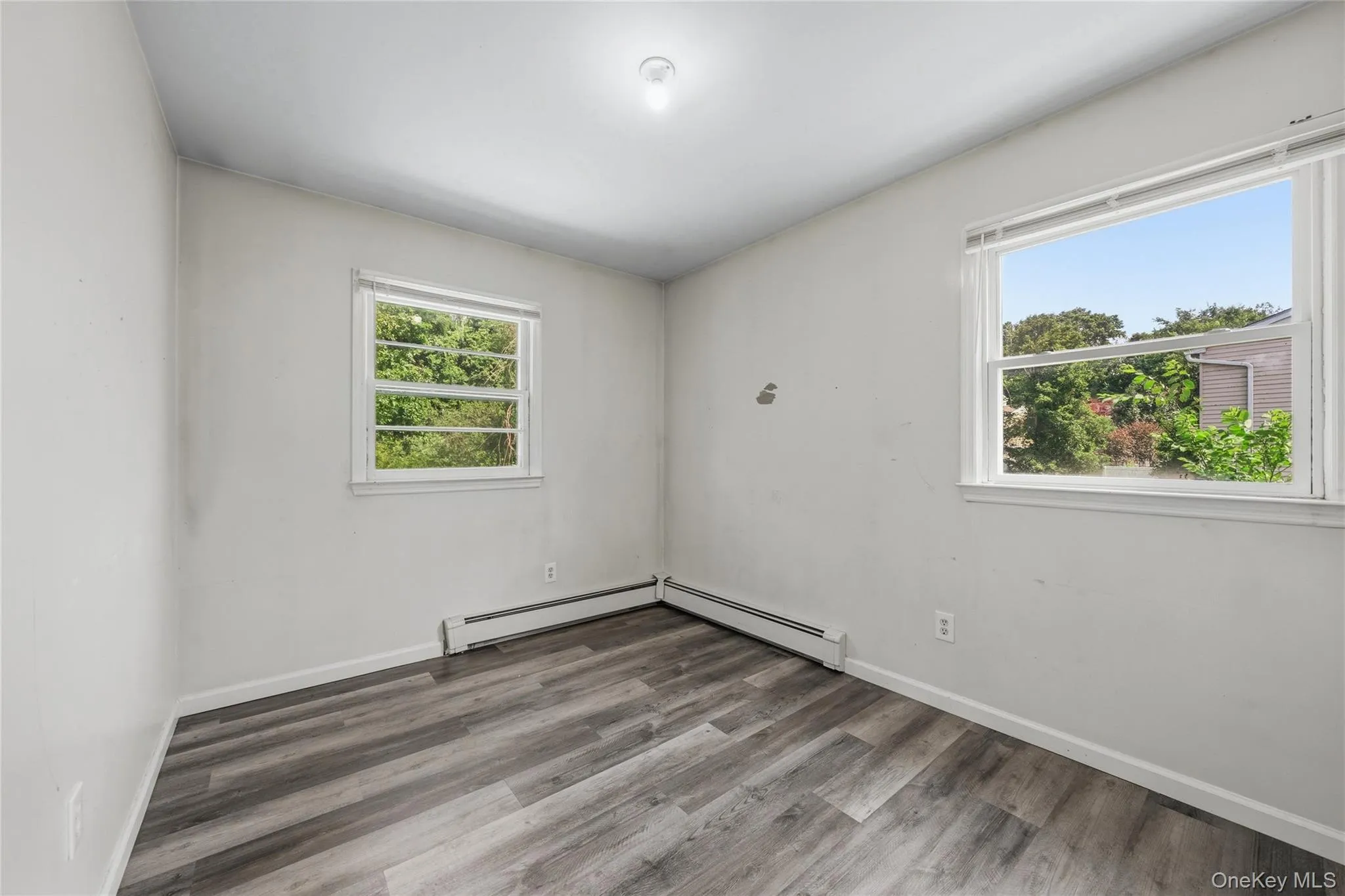 102 Capital Drive, Blooming Grove, NY, 4 Bedrooms Bedrooms, 8 Rooms Rooms,1 BathroomBathrooms,Residential,For Rent,Capital,0,1031298 102 Capital Drive, Blooming Grove, NY, 4 Bedrooms Bedrooms, 8 Rooms Rooms,1 BathroomBathrooms,Residential,For Rent,Capital,0,1031298