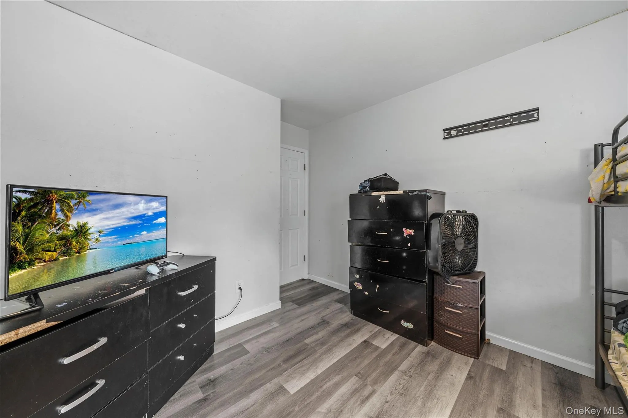 102 Capital Drive, Blooming Grove, NY, 4 Bedrooms Bedrooms, 8 Rooms Rooms,1 BathroomBathrooms,Residential,For Rent,Capital,0,1031298 102 Capital Drive, Blooming Grove, NY, 4 Bedrooms Bedrooms, 8 Rooms Rooms,1 BathroomBathrooms,Residential,For Rent,Capital,0,1031298