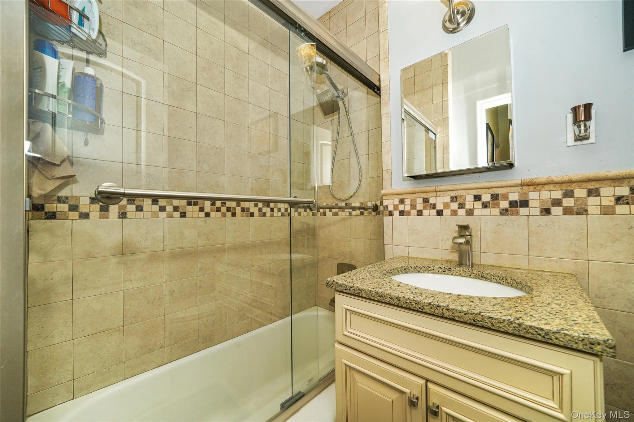 99-60 63rd Road, New York, NY, 2 Rooms Rooms,1 BathroomBathrooms,Residential,For Rent,63rd,0,1031299 99-60 63rd Road, New York, NY, 2 Rooms Rooms,1 BathroomBathrooms,Residential,For Rent,63rd,0,1031299