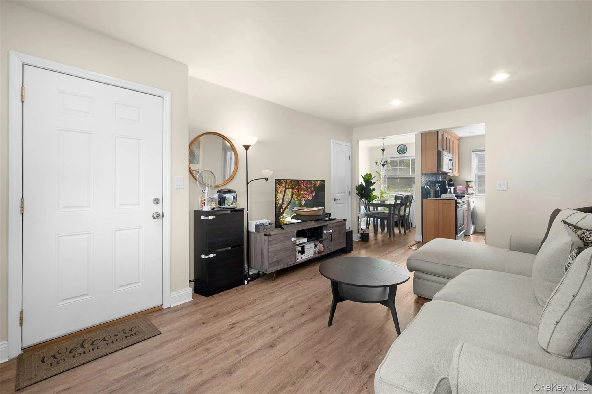 249-33 64th Avenue, New York, NY, 2 Bedrooms Bedrooms, 5 Rooms Rooms,1 BathroomBathrooms,Residential,For Rent,64th,0,1031302 249-33 64th Avenue, New York, NY, 2 Bedrooms Bedrooms, 5 Rooms Rooms,1 BathroomBathrooms,Residential,For Rent,64th,0,1031302