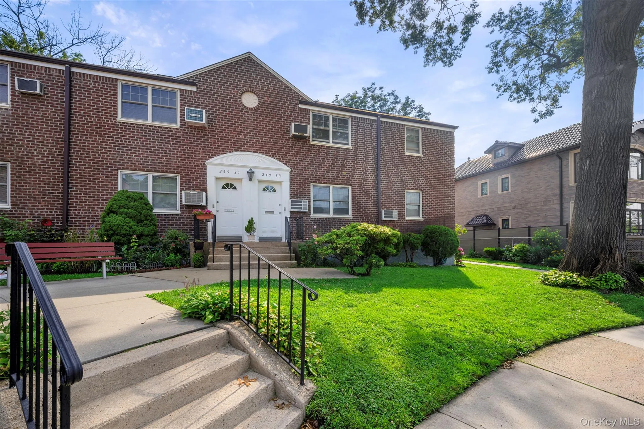 249-33 64th Avenue, New York, NY, 2 Bedrooms Bedrooms, 5 Rooms Rooms,1 BathroomBathrooms,Residential,For Rent,64th,0,1031302 249-33 64th Avenue, New York, NY, 2 Bedrooms Bedrooms, 5 Rooms Rooms,1 BathroomBathrooms,Residential,For Rent,64th,0,1031302