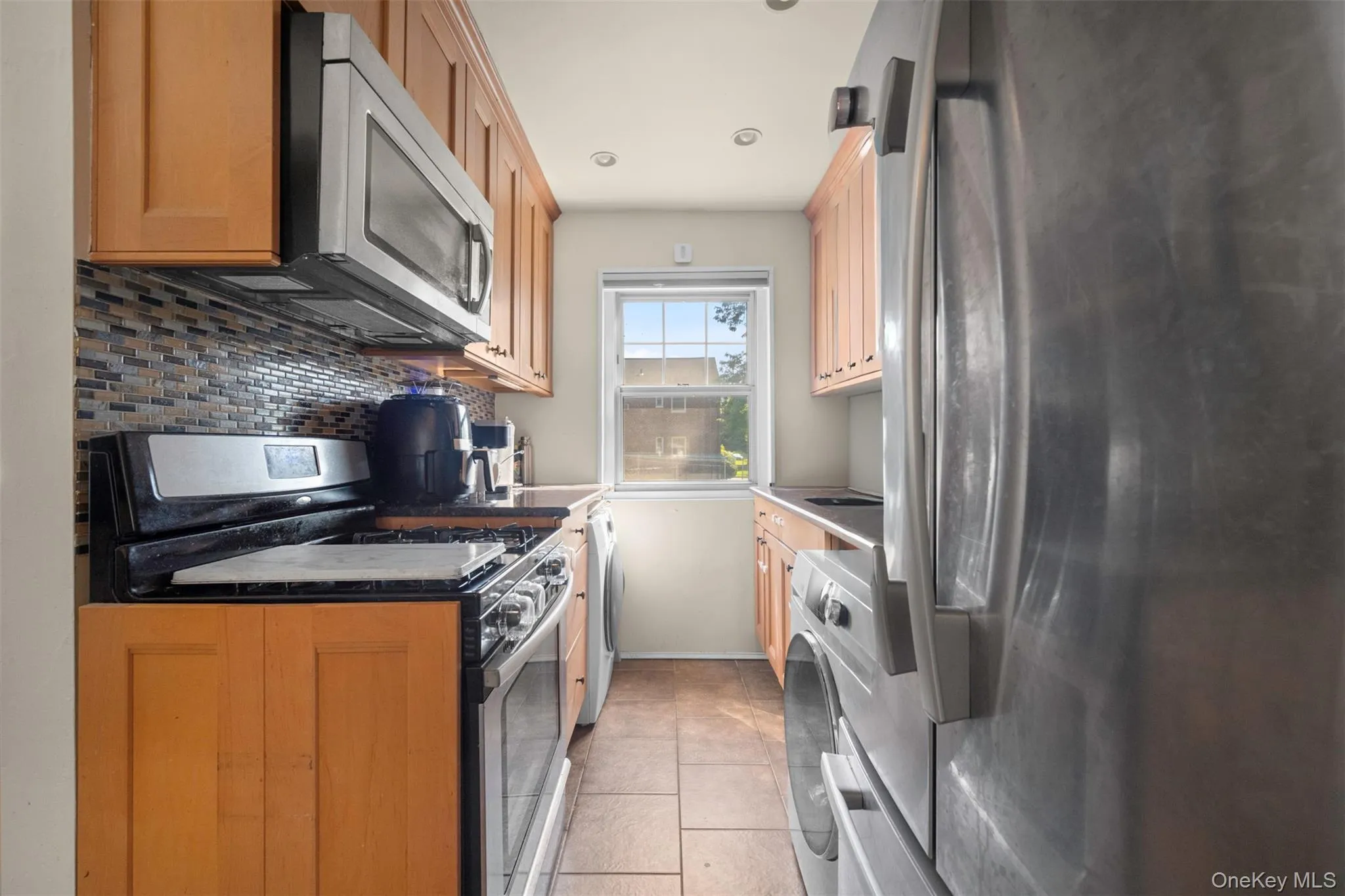 249-33 64th Avenue, New York, NY, 2 Bedrooms Bedrooms, 5 Rooms Rooms,1 BathroomBathrooms,Residential,For Rent,64th,0,1031302 249-33 64th Avenue, New York, NY, 2 Bedrooms Bedrooms, 5 Rooms Rooms,1 BathroomBathrooms,Residential,For Rent,64th,0,1031302
