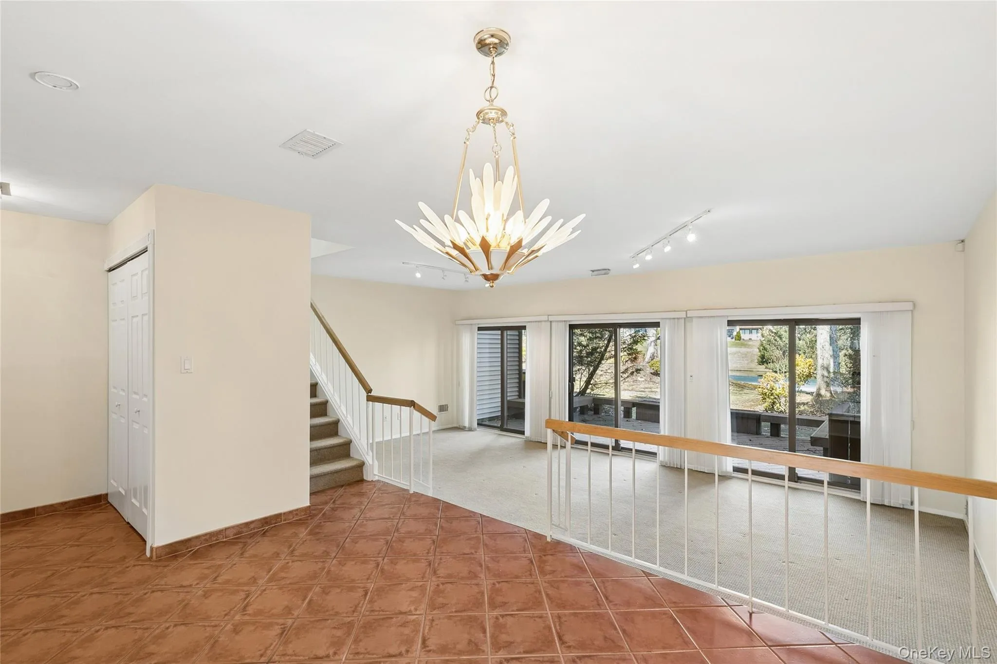87 Northgate Circle, Huntington, NY, 3 Bedrooms Bedrooms, 6 Rooms Rooms,2 BathroomsBathrooms,Residential Lease,For Rent,Northgate Circle,0,1031308 87 Northgate Circle, Huntington, NY, 3 Bedrooms Bedrooms, 6 Rooms Rooms,2 BathroomsBathrooms,Residential Lease,For Rent,Northgate Circle,0,1031308