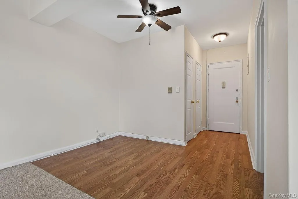 210 Pelham Road, New Rochelle, NY, 1 Bedroom Bedrooms, 4 Rooms Rooms,1 BathroomBathrooms,Residential,For Rent,Pelham,0,1031312 210 Pelham Road, New Rochelle, NY, 1 Bedroom Bedrooms, 4 Rooms Rooms,1 BathroomBathrooms,Residential,For Rent,Pelham,0,1031312