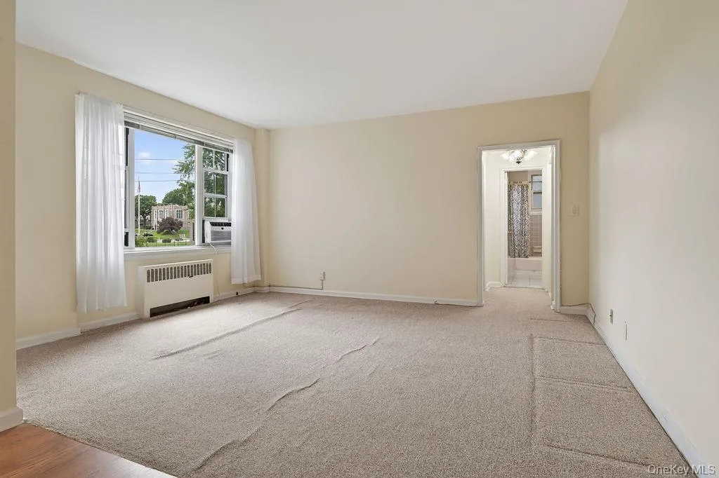 210 Pelham Road, New Rochelle, NY, 1 Bedroom Bedrooms, 4 Rooms Rooms,1 BathroomBathrooms,Residential,For Rent,Pelham,0,1031312 210 Pelham Road, New Rochelle, NY, 1 Bedroom Bedrooms, 4 Rooms Rooms,1 BathroomBathrooms,Residential,For Rent,Pelham,0,1031312