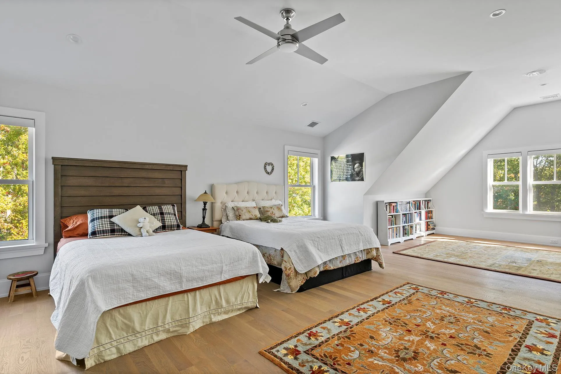 Bonus Room/ Bunk Room Bonus Room/ Bunk Room