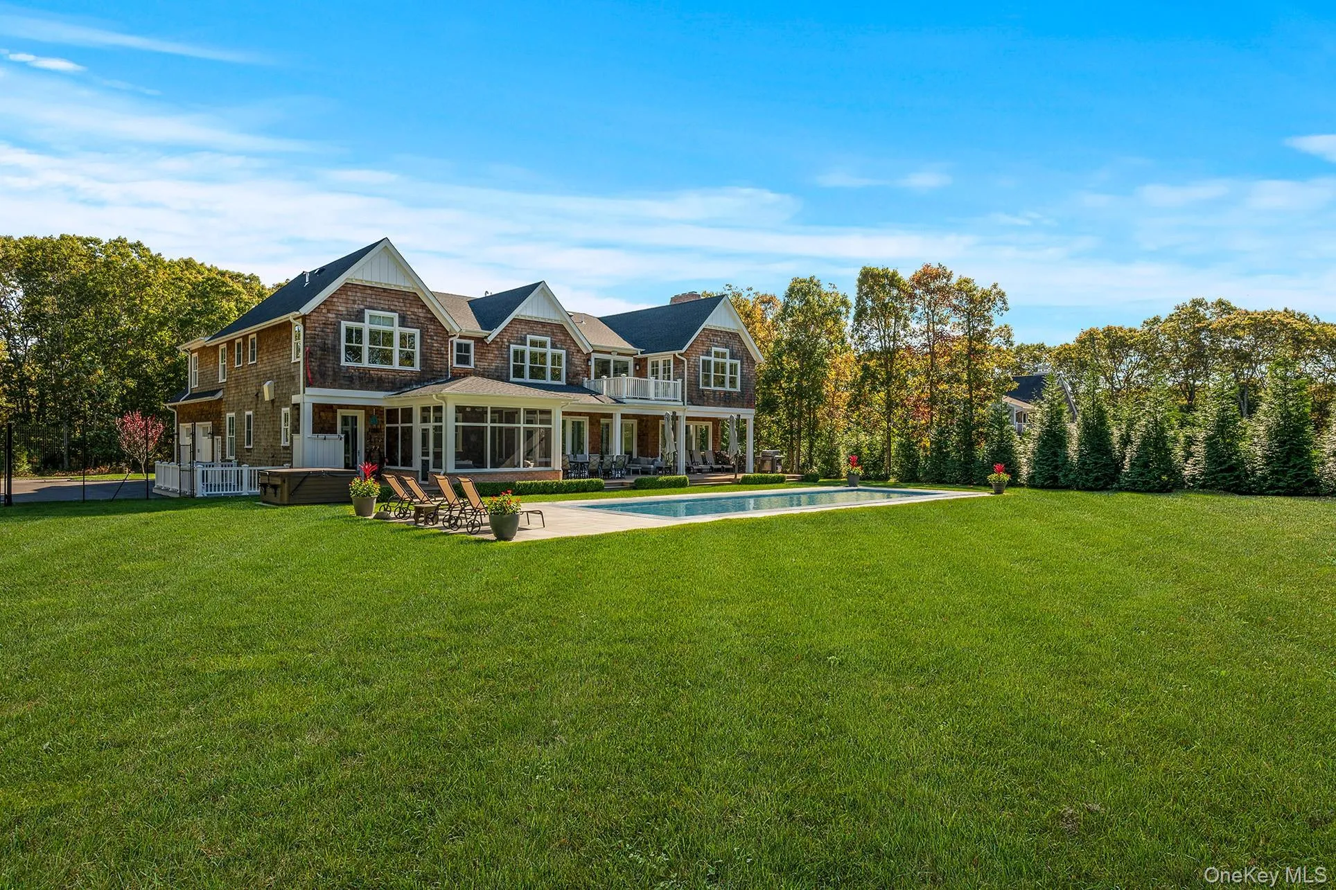 Expansive Lawn Expansive Lawn