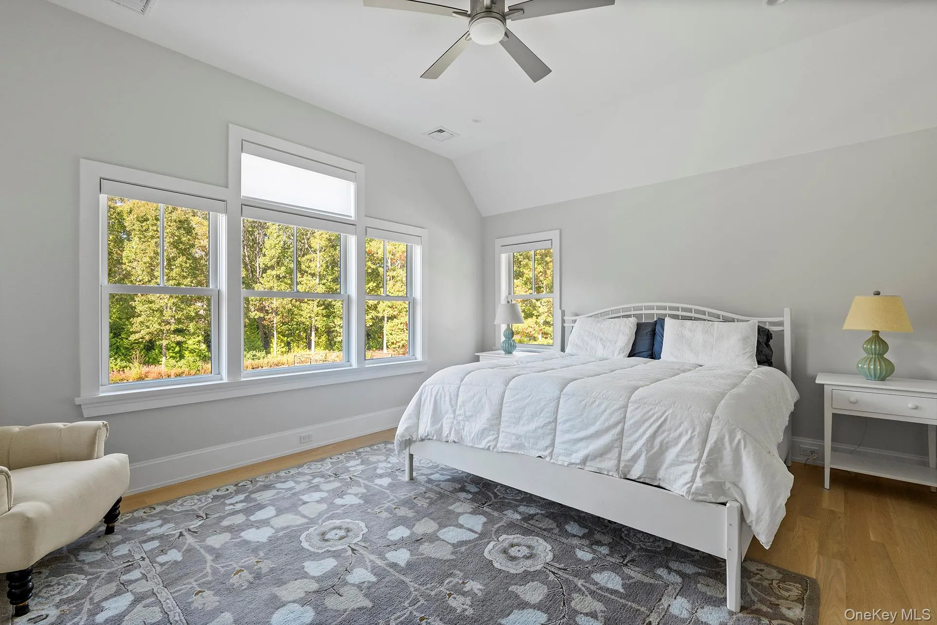 En Suite Guest Bedroom En Suite Guest Bedroom