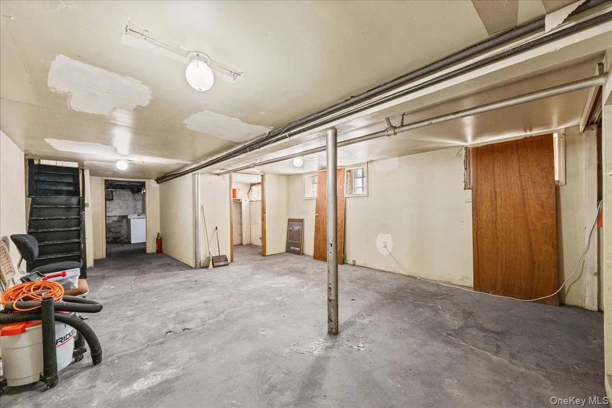 216-21 132ND Avenue, New York, NY, 4 Bedrooms Bedrooms, 8 Rooms Rooms,2 BathroomsBathrooms,Residential,For Rent,132ND,0,1031319 216-21 132ND Avenue, New York, NY, 4 Bedrooms Bedrooms, 8 Rooms Rooms,2 BathroomsBathrooms,Residential,For Rent,132ND,0,1031319