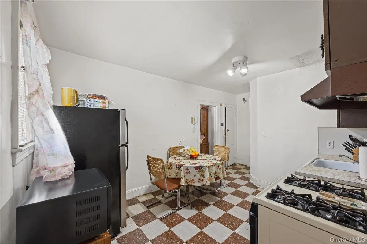 216-21 132ND Avenue, New York, NY, 4 Bedrooms Bedrooms, 8 Rooms Rooms,2 BathroomsBathrooms,Residential,For Rent,132ND,0,1031319 216-21 132ND Avenue, New York, NY, 4 Bedrooms Bedrooms, 8 Rooms Rooms,2 BathroomsBathrooms,Residential,For Rent,132ND,0,1031319