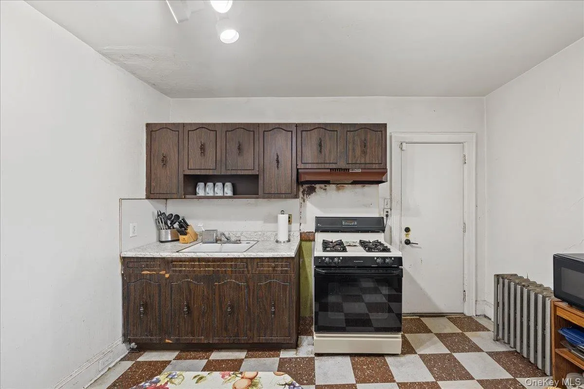 216-21 132ND Avenue, New York, NY, 4 Bedrooms Bedrooms, 8 Rooms Rooms,2 BathroomsBathrooms,Residential,For Rent,132ND,0,1031319 216-21 132ND Avenue, New York, NY, 4 Bedrooms Bedrooms, 8 Rooms Rooms,2 BathroomsBathrooms,Residential,For Rent,132ND,0,1031319