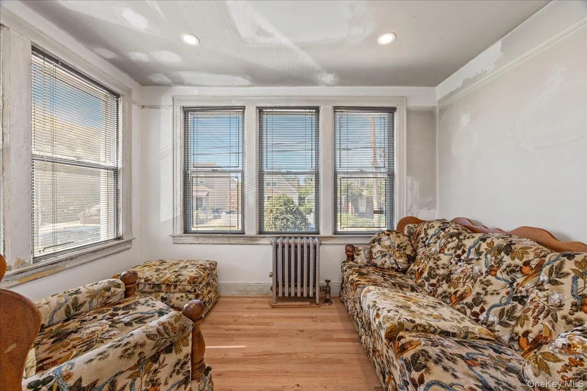 216-21 132ND Avenue, New York, NY, 4 Bedrooms Bedrooms, 8 Rooms Rooms,2 BathroomsBathrooms,Residential,For Rent,132ND,0,1031319 216-21 132ND Avenue, New York, NY, 4 Bedrooms Bedrooms, 8 Rooms Rooms,2 BathroomsBathrooms,Residential,For Rent,132ND,0,1031319