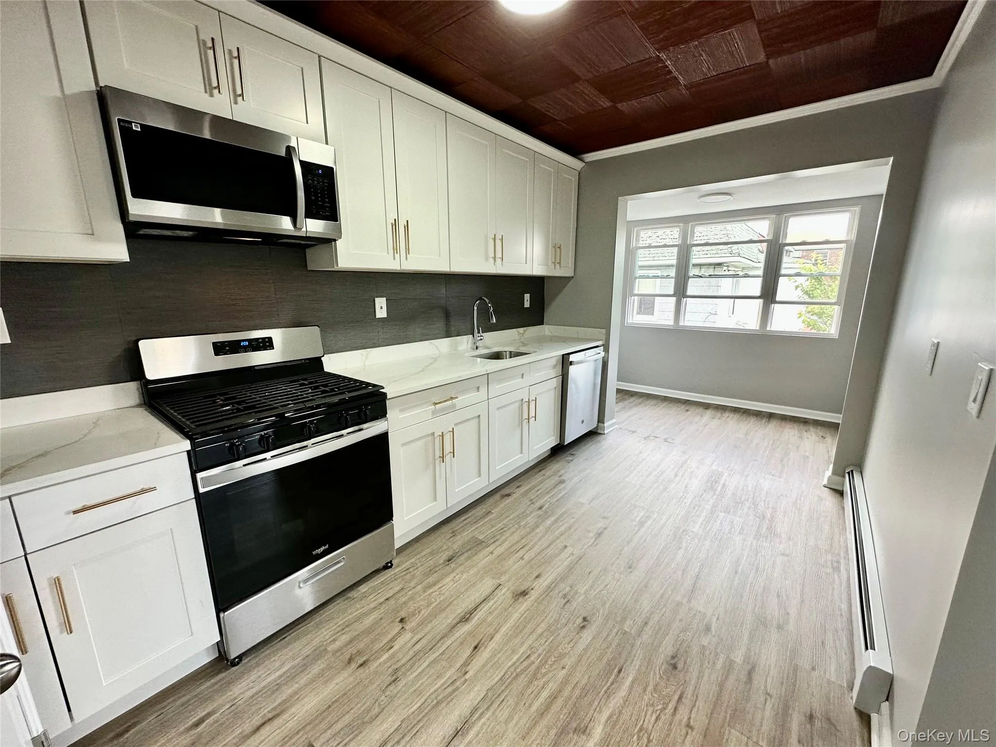 213-49 39th Avenue, New York, NY, 3 Bedrooms Bedrooms, 6 Rooms Rooms,1 BathroomBathrooms,Residential Lease,For Rent,39th,0,1031323 213-49 39th Avenue, New York, NY, 3 Bedrooms Bedrooms, 6 Rooms Rooms,1 BathroomBathrooms,Residential Lease,For Rent,39th,0,1031323