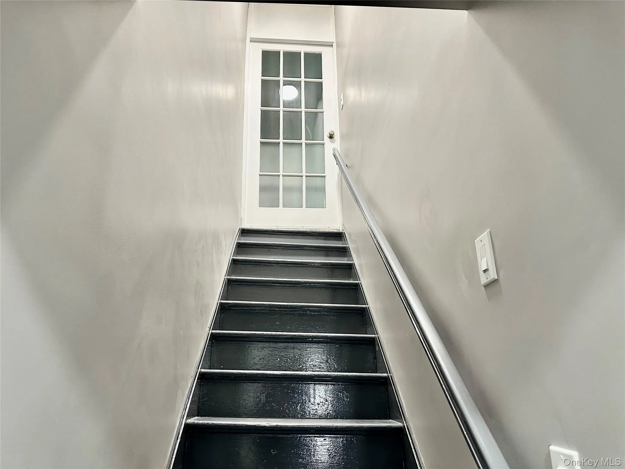 213-49 39th Avenue, New York, NY, 3 Bedrooms Bedrooms, 6 Rooms Rooms,1 BathroomBathrooms,Residential Lease,For Rent,39th,0,1031323 213-49 39th Avenue, New York, NY, 3 Bedrooms Bedrooms, 6 Rooms Rooms,1 BathroomBathrooms,Residential Lease,For Rent,39th,0,1031323