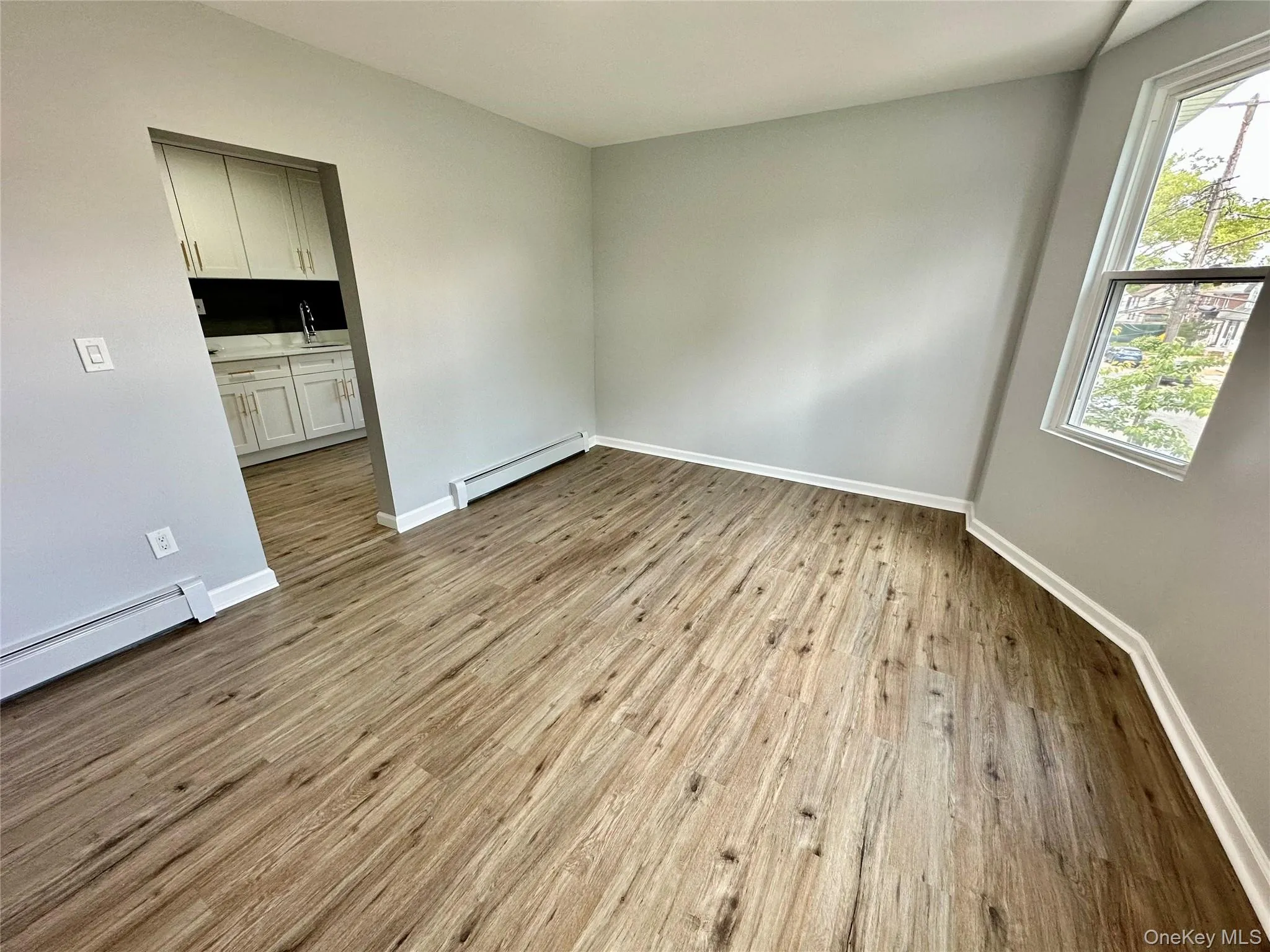 213-49 39th Avenue, New York, NY, 3 Bedrooms Bedrooms, 6 Rooms Rooms,1 BathroomBathrooms,Residential Lease,For Rent,39th,0,1031323 213-49 39th Avenue, New York, NY, 3 Bedrooms Bedrooms, 6 Rooms Rooms,1 BathroomBathrooms,Residential Lease,For Rent,39th,0,1031323