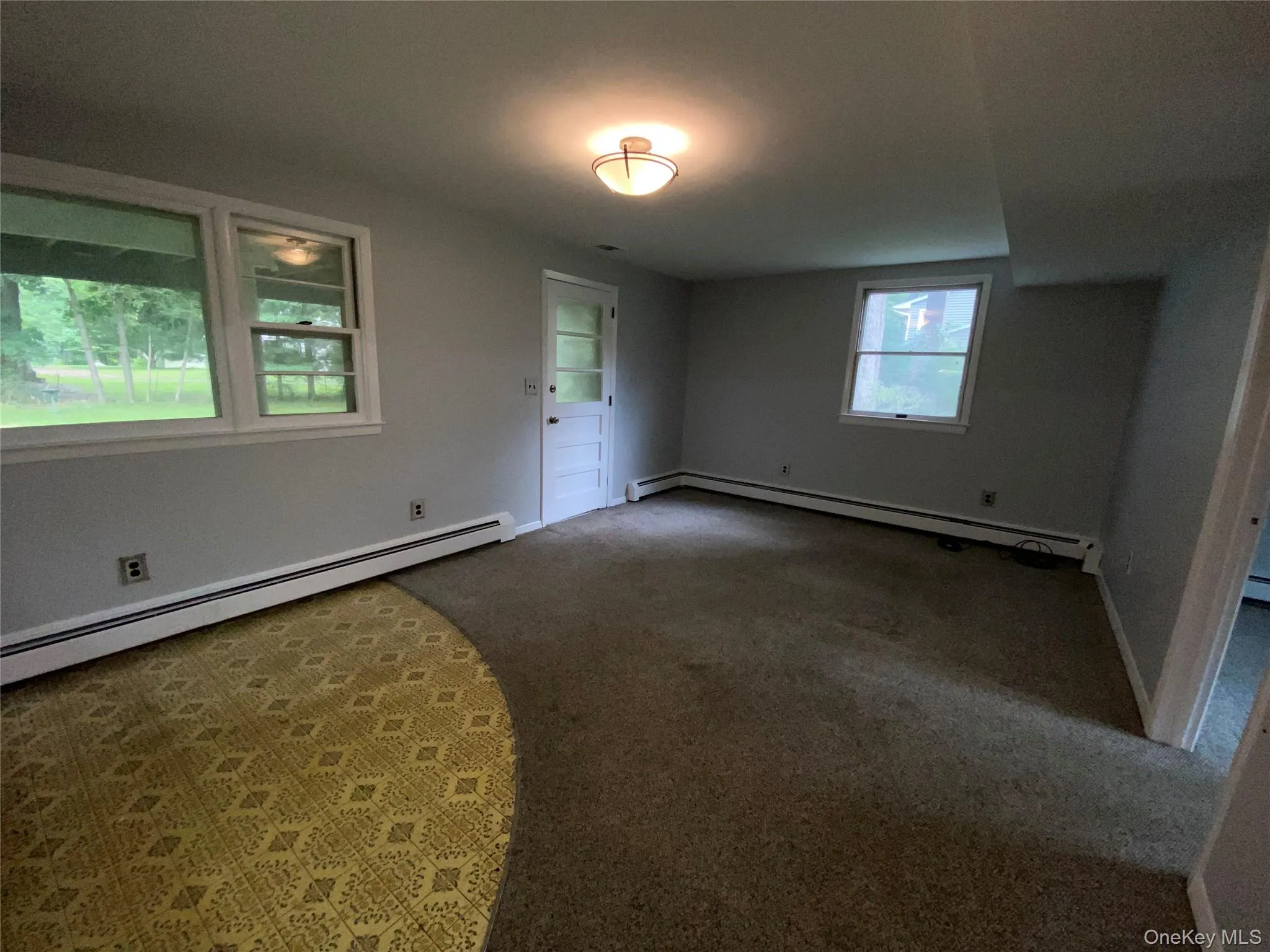 Bonus room on lower lever could be office/exercise room/game room Bonus room on lower lever could be office/exercise room/game room