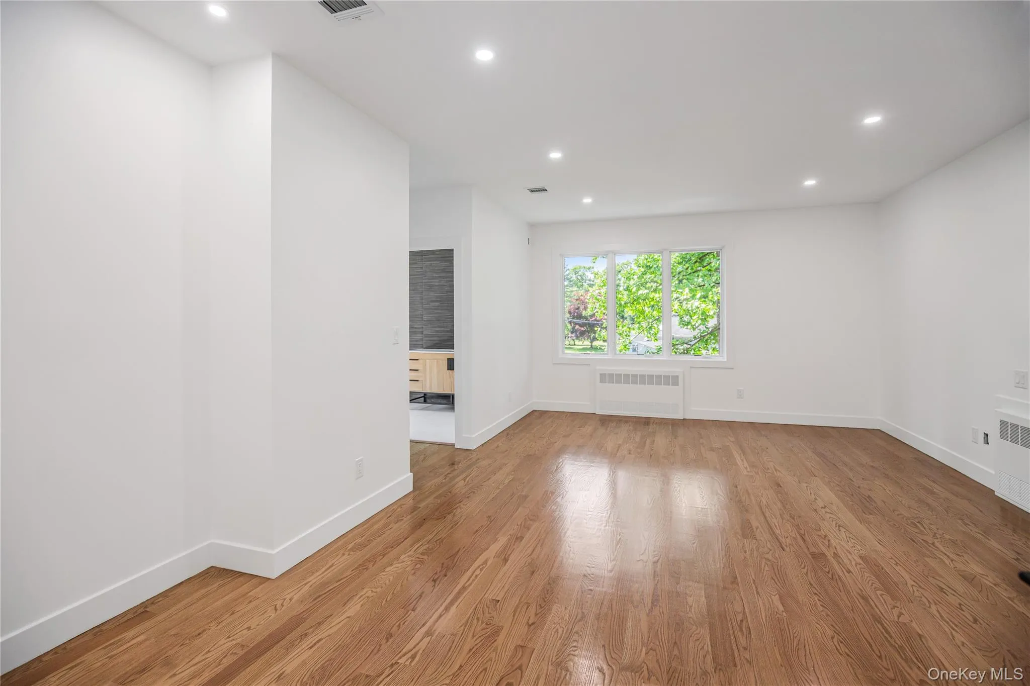 57 Forshay Road, Ramapo, NY, 6 Bedrooms Bedrooms, 12 Rooms Rooms,3 BathroomsBathrooms,Residential,For Rent,Forshay,0,1031329 57 Forshay Road, Ramapo, NY, 6 Bedrooms Bedrooms, 12 Rooms Rooms,3 BathroomsBathrooms,Residential,For Rent,Forshay,0,1031329