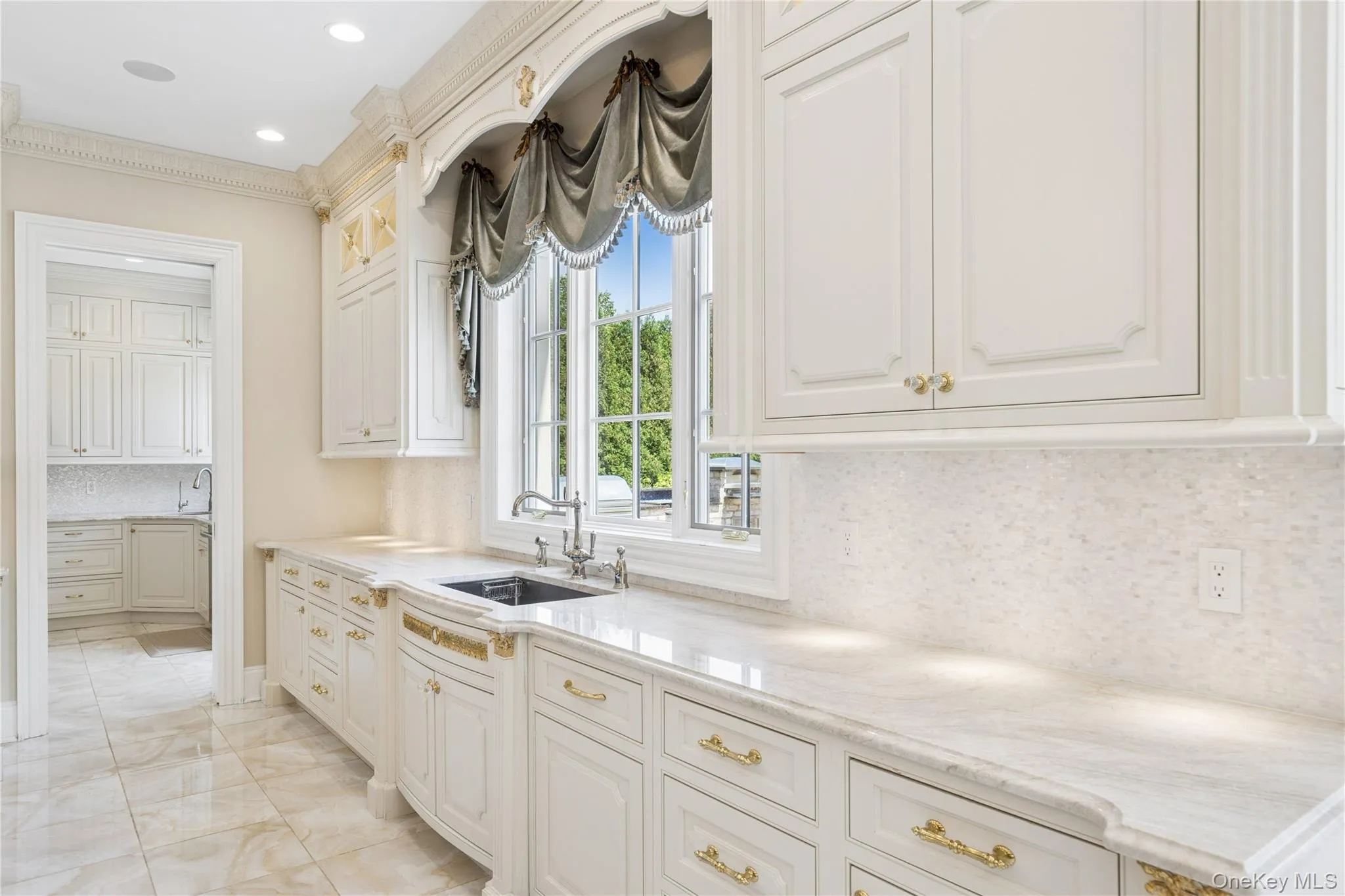 7 Covey Court, Oyster Bay, NY, 5 Bedrooms Bedrooms, 25 Rooms Rooms,8 BathroomsBathrooms,Residential,For Rent,Covey,0,1031340 7 Covey Court, Oyster Bay, NY, 5 Bedrooms Bedrooms, 25 Rooms Rooms,8 BathroomsBathrooms,Residential,For Rent,Covey,0,1031340