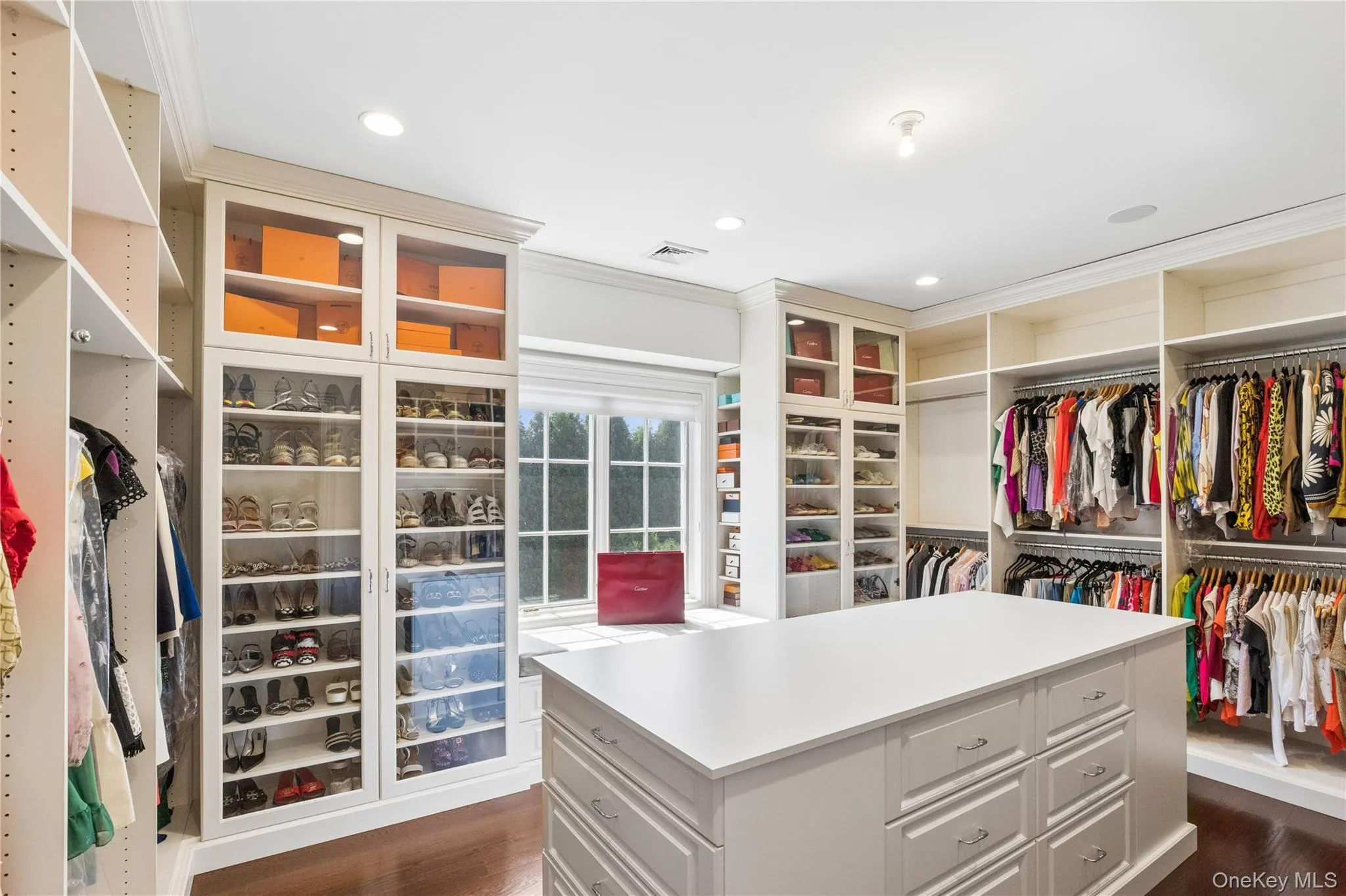 7 Covey Court, Oyster Bay, NY, 5 Bedrooms Bedrooms, 25 Rooms Rooms,8 BathroomsBathrooms,Residential,For Rent,Covey,0,1031340 7 Covey Court, Oyster Bay, NY, 5 Bedrooms Bedrooms, 25 Rooms Rooms,8 BathroomsBathrooms,Residential,For Rent,Covey,0,1031340