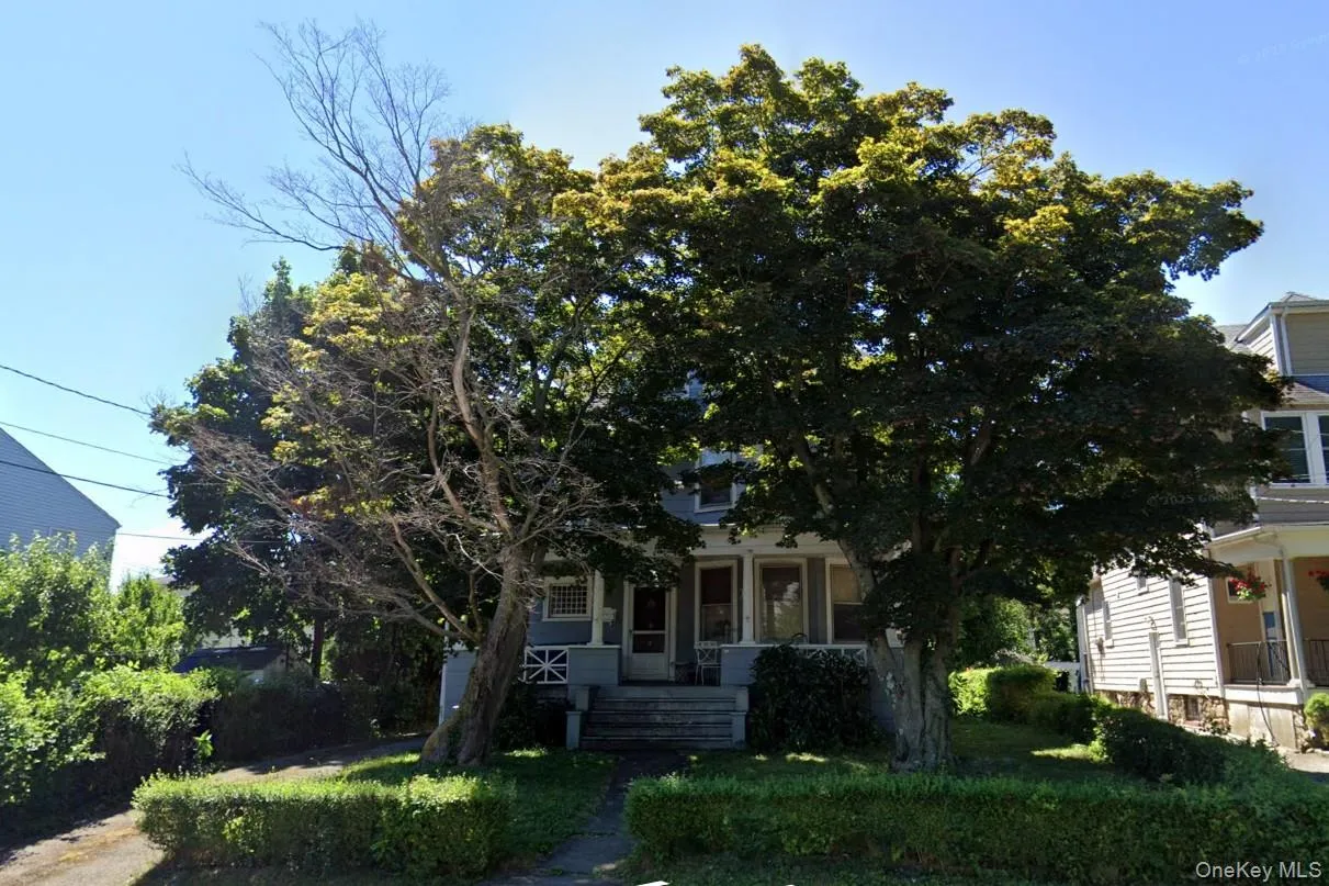 196 Elm Street, New Rochelle, NY, 5 Bedrooms Bedrooms, 10 Rooms Rooms,2 BathroomsBathrooms,Residential,For Rent,Elm,0,1031355 196 Elm Street, New Rochelle, NY, 5 Bedrooms Bedrooms, 10 Rooms Rooms,2 BathroomsBathrooms,Residential,For Rent,Elm,0,1031355