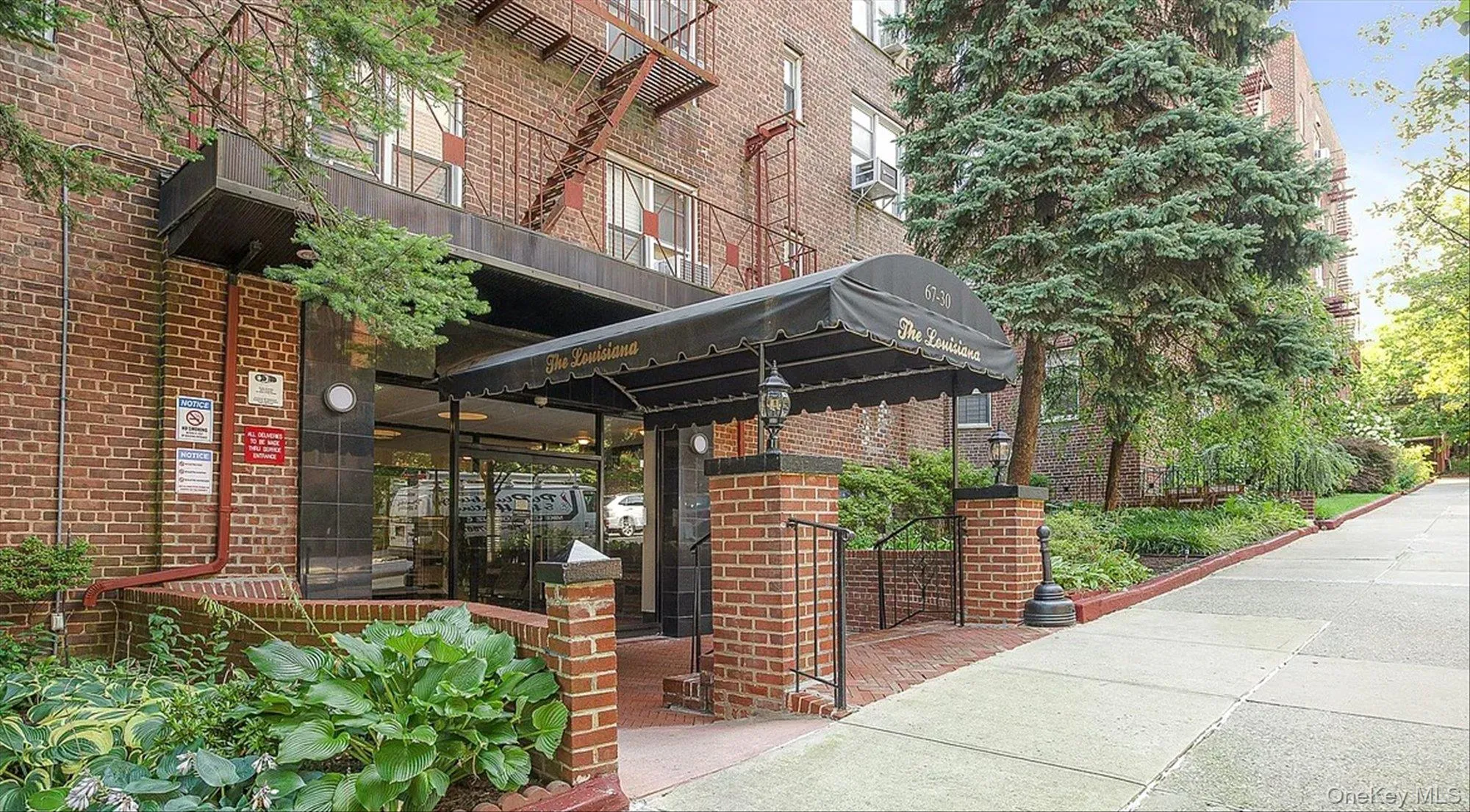 67-30 Clyde Street, New York, NY, 2 Bedrooms Bedrooms, 5 Rooms Rooms,1 BathroomBathrooms,Residential,For Rent,Clyde,0,1031359 67-30 Clyde Street, New York, NY, 2 Bedrooms Bedrooms, 5 Rooms Rooms,1 BathroomBathrooms,Residential,For Rent,Clyde,0,1031359