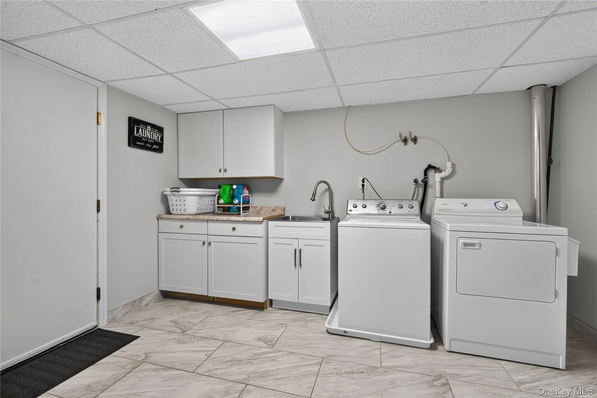 354 Robinson Avenue, Newburgh (city), NY, 4 Bedrooms Bedrooms, 10 Rooms Rooms,2 BathroomsBathrooms,Residential,For Rent,Robinson,0,1031360 354 Robinson Avenue, Newburgh (city), NY, 4 Bedrooms Bedrooms, 10 Rooms Rooms,2 BathroomsBathrooms,Residential,For Rent,Robinson,0,1031360