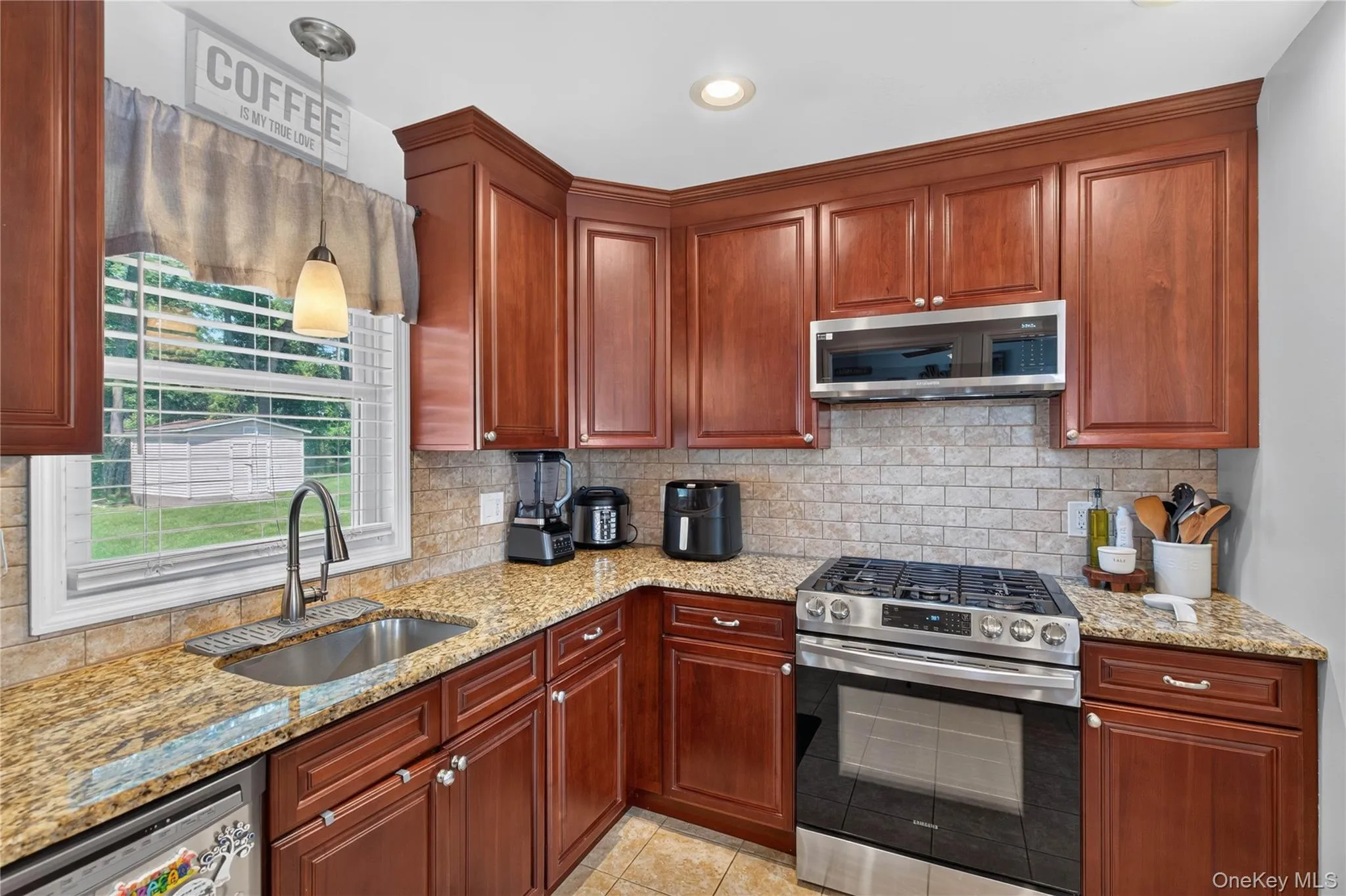 354 Robinson Avenue, Newburgh (city), NY, 4 Bedrooms Bedrooms, 10 Rooms Rooms,2 BathroomsBathrooms,Residential,For Rent,Robinson,0,1031360 354 Robinson Avenue, Newburgh (city), NY, 4 Bedrooms Bedrooms, 10 Rooms Rooms,2 BathroomsBathrooms,Residential,For Rent,Robinson,0,1031360