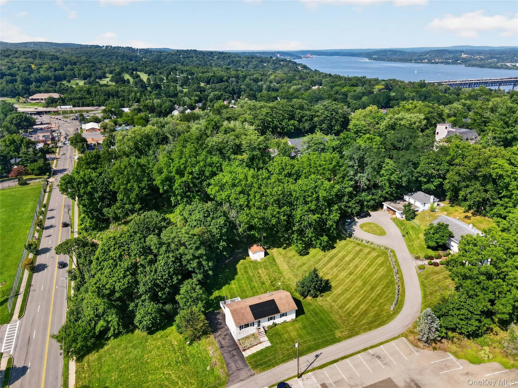 354 Robinson Avenue, Newburgh (city), NY, 4 Bedrooms Bedrooms, 10 Rooms Rooms,2 BathroomsBathrooms,Residential,For Rent,Robinson,0,1031360 354 Robinson Avenue, Newburgh (city), NY, 4 Bedrooms Bedrooms, 10 Rooms Rooms,2 BathroomsBathrooms,Residential,For Rent,Robinson,0,1031360