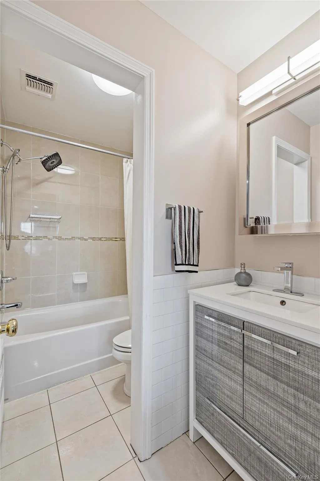 3314 Parkview Drive, Ramapo, NY, 4 Bedrooms Bedrooms, 7 Rooms Rooms,2 BathroomsBathrooms,Residential,For Rent,Parkview,0,1031362 3314 Parkview Drive, Ramapo, NY, 4 Bedrooms Bedrooms, 7 Rooms Rooms,2 BathroomsBathrooms,Residential,For Rent,Parkview,0,1031362