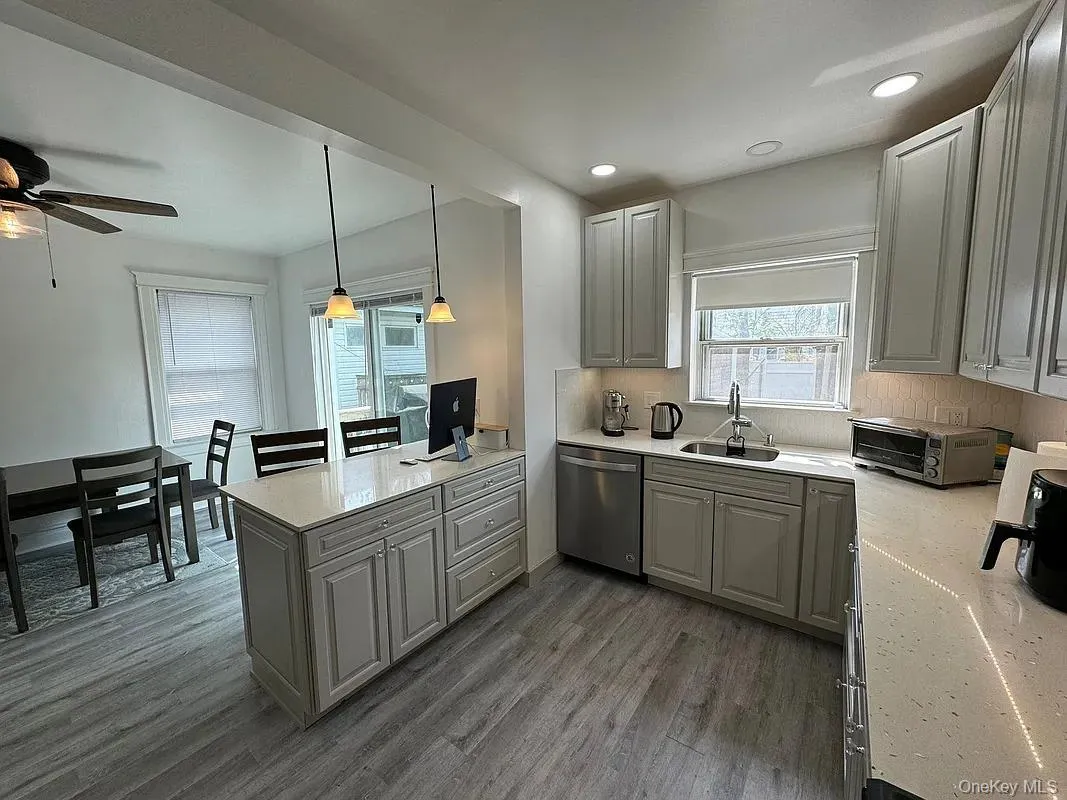 1630 52nd Street, New York, NY, 3 Bedrooms Bedrooms, 6 Rooms Rooms,2 BathroomsBathrooms,Residential,For Rent,52nd,0,1031365 1630 52nd Street, New York, NY, 3 Bedrooms Bedrooms, 6 Rooms Rooms,2 BathroomsBathrooms,Residential,For Rent,52nd,0,1031365