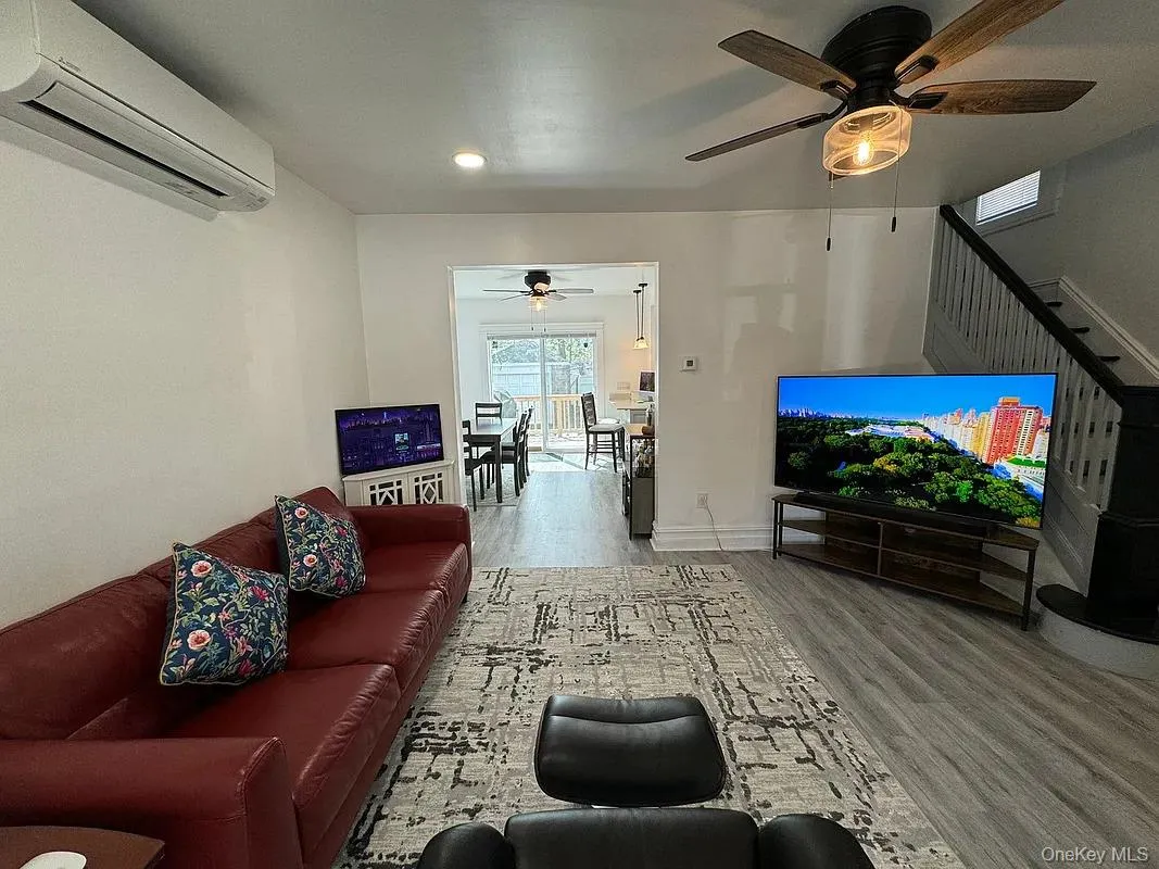 1630 52nd Street, New York, NY, 3 Bedrooms Bedrooms, 6 Rooms Rooms,2 BathroomsBathrooms,Residential,For Rent,52nd,0,1031365 1630 52nd Street, New York, NY, 3 Bedrooms Bedrooms, 6 Rooms Rooms,2 BathroomsBathrooms,Residential,For Rent,52nd,0,1031365