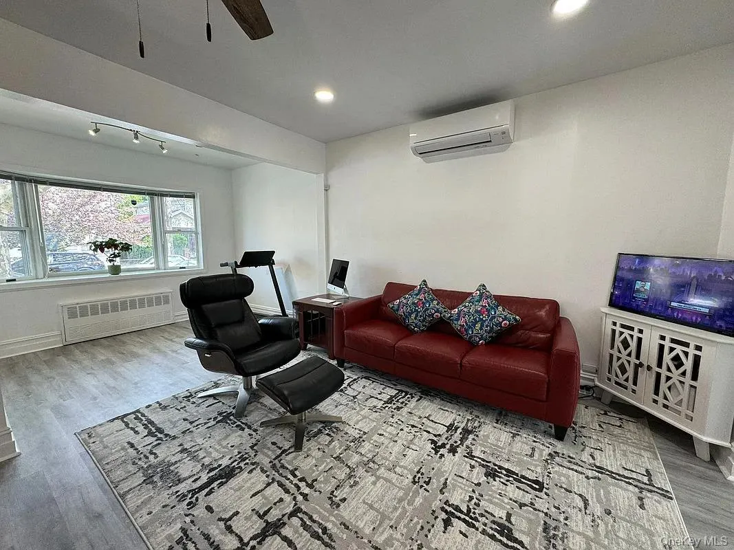 1630 52nd Street, New York, NY, 3 Bedrooms Bedrooms, 6 Rooms Rooms,2 BathroomsBathrooms,Residential,For Rent,52nd,0,1031365 1630 52nd Street, New York, NY, 3 Bedrooms Bedrooms, 6 Rooms Rooms,2 BathroomsBathrooms,Residential,For Rent,52nd,0,1031365