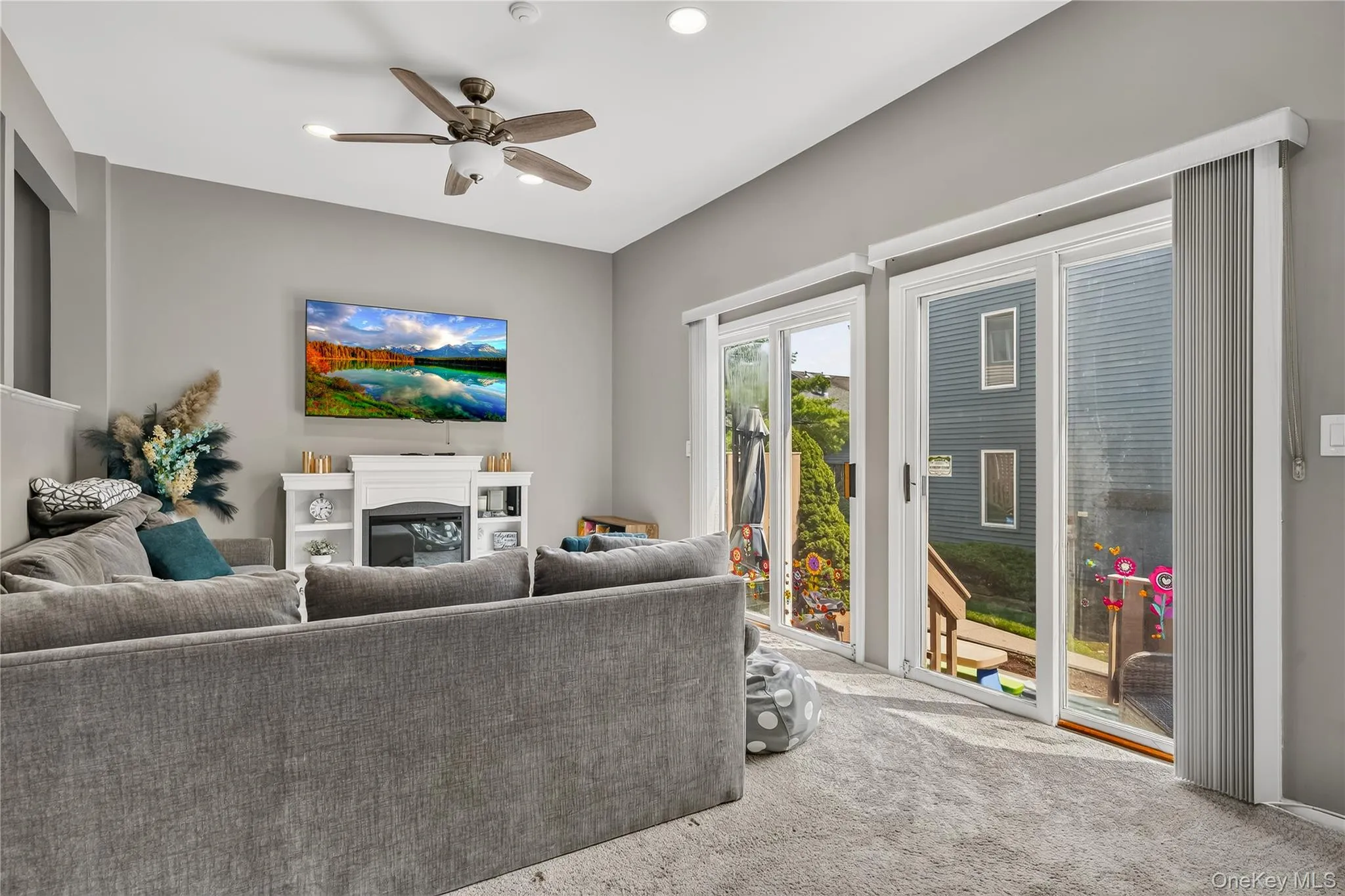 57 Village Green, Clarkstown, NY, 2 Bedrooms Bedrooms, 6 Rooms Rooms,2 BathroomsBathrooms,Residential,For Rent,Village,0,1031369 57 Village Green, Clarkstown, NY, 2 Bedrooms Bedrooms, 6 Rooms Rooms,2 BathroomsBathrooms,Residential,For Rent,Village,0,1031369