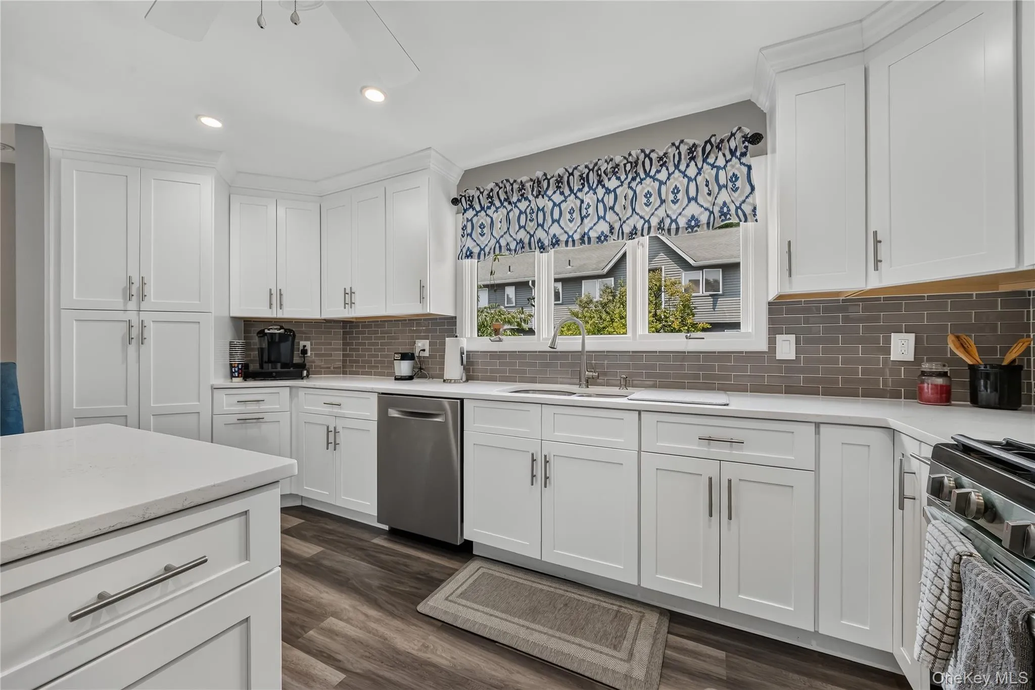 57 Village Green, Clarkstown, NY, 2 Bedrooms Bedrooms, 6 Rooms Rooms,2 BathroomsBathrooms,Residential,For Rent,Village,0,1031369 57 Village Green, Clarkstown, NY, 2 Bedrooms Bedrooms, 6 Rooms Rooms,2 BathroomsBathrooms,Residential,For Rent,Village,0,1031369