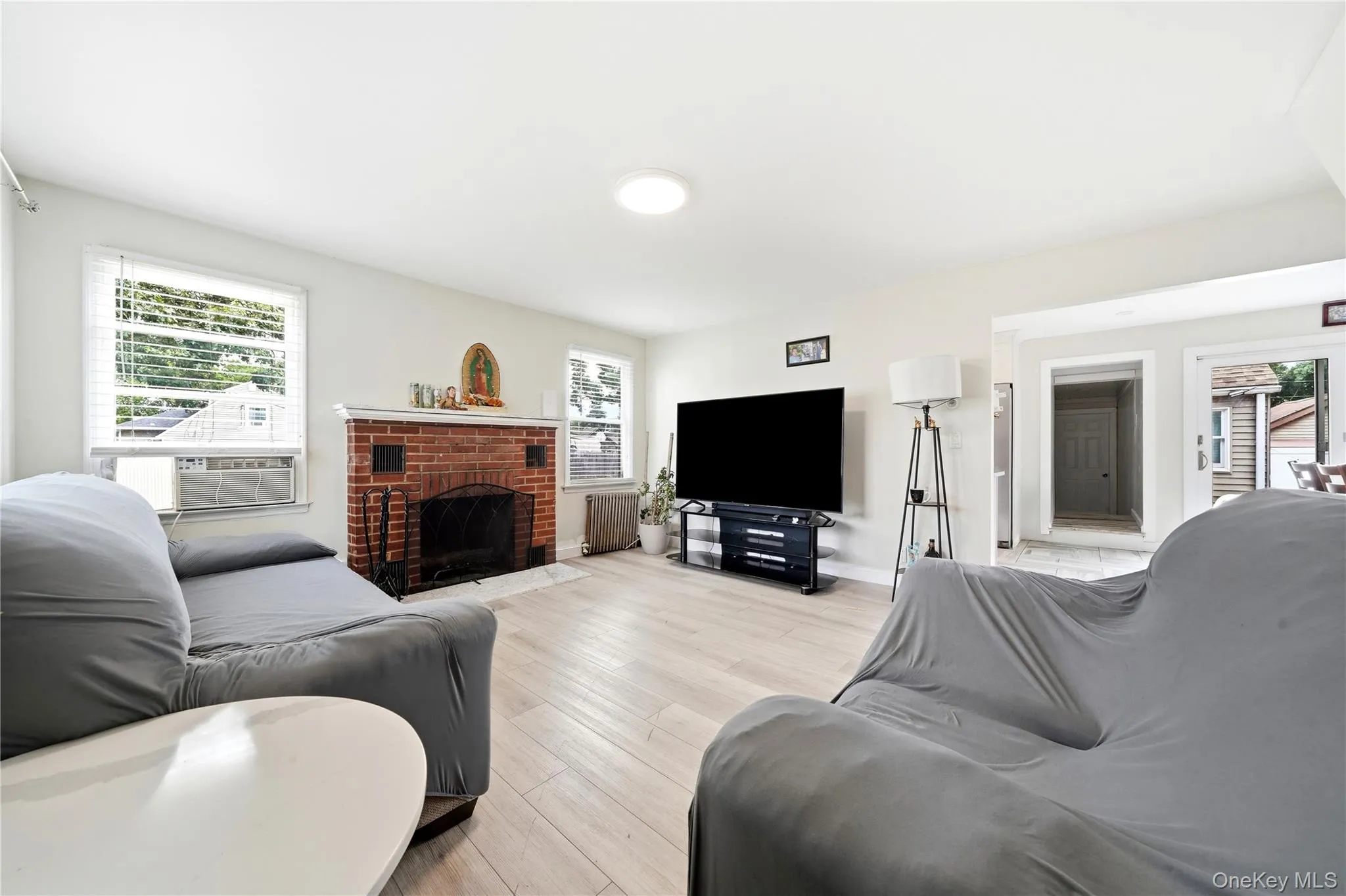 80 Everett Street, Brookhaven, NY, 3 Bedrooms Bedrooms, 7 Rooms Rooms,2 BathroomsBathrooms,Residential,For Rent,Everett,0,1031394 80 Everett Street, Brookhaven, NY, 3 Bedrooms Bedrooms, 7 Rooms Rooms,2 BathroomsBathrooms,Residential,For Rent,Everett,0,1031394