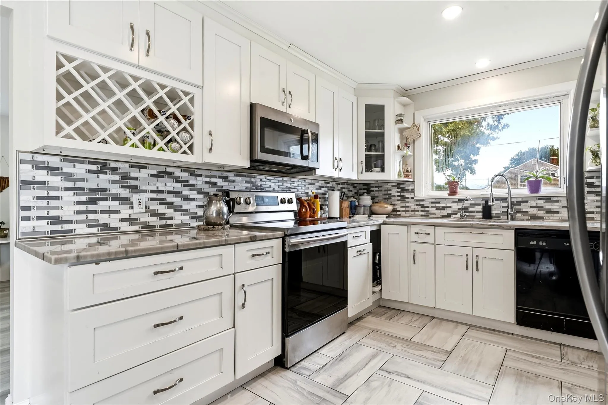 80 Everett Street, Brookhaven, NY, 3 Bedrooms Bedrooms, 7 Rooms Rooms,2 BathroomsBathrooms,Residential,For Rent,Everett,0,1031394 80 Everett Street, Brookhaven, NY, 3 Bedrooms Bedrooms, 7 Rooms Rooms,2 BathroomsBathrooms,Residential,For Rent,Everett,0,1031394