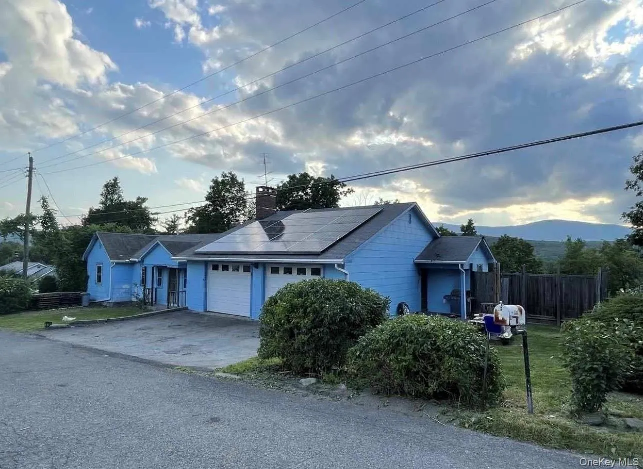 29 Saugerties Manor Road, Saugerties, NY, 2 Bedrooms Bedrooms, 5 Rooms Rooms,1 BathroomBathrooms,Residential,For Rent,Saugerties Manor,0,1031401 29 Saugerties Manor Road, Saugerties, NY, 2 Bedrooms Bedrooms, 5 Rooms Rooms,1 BathroomBathrooms,Residential,For Rent,Saugerties Manor,0,1031401