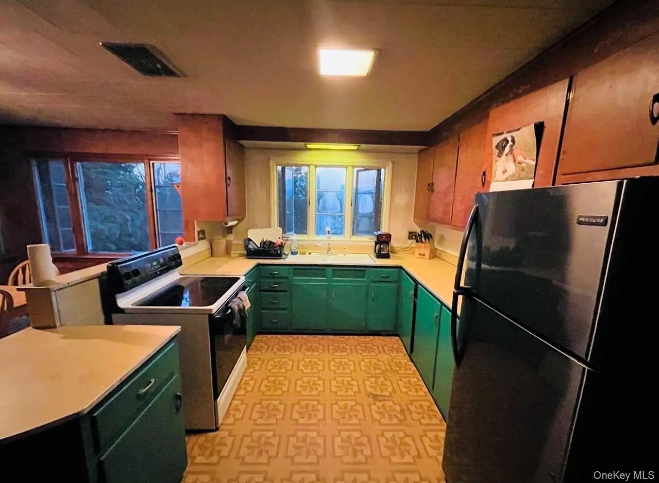 29 Saugerties Manor Road, Saugerties, NY, 2 Bedrooms Bedrooms, 5 Rooms Rooms,1 BathroomBathrooms,Residential,For Rent,Saugerties Manor,0,1031401 29 Saugerties Manor Road, Saugerties, NY, 2 Bedrooms Bedrooms, 5 Rooms Rooms,1 BathroomBathrooms,Residential,For Rent,Saugerties Manor,0,1031401
