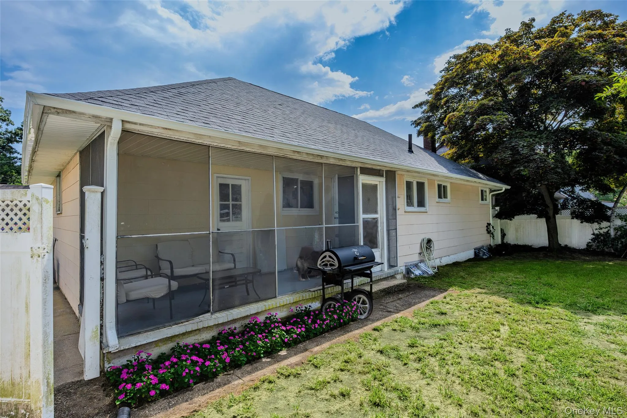 9 Leeds Lane, Babylon, NY, 3 Bedrooms Bedrooms, 6 Rooms Rooms,1 BathroomBathrooms,Residential,For Rent,Leeds,0,1031402 9 Leeds Lane, Babylon, NY, 3 Bedrooms Bedrooms, 6 Rooms Rooms,1 BathroomBathrooms,Residential,For Rent,Leeds,0,1031402